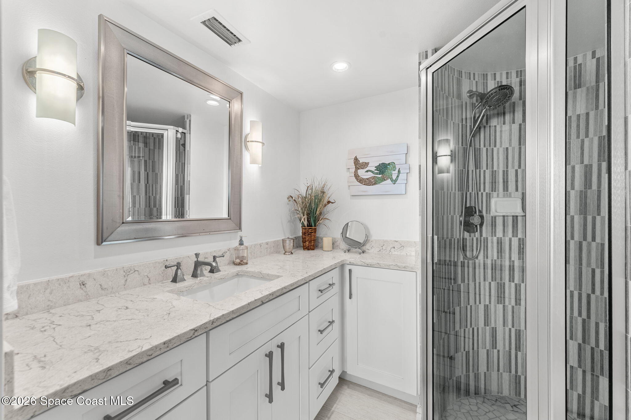 2225 Highway A1a 108
