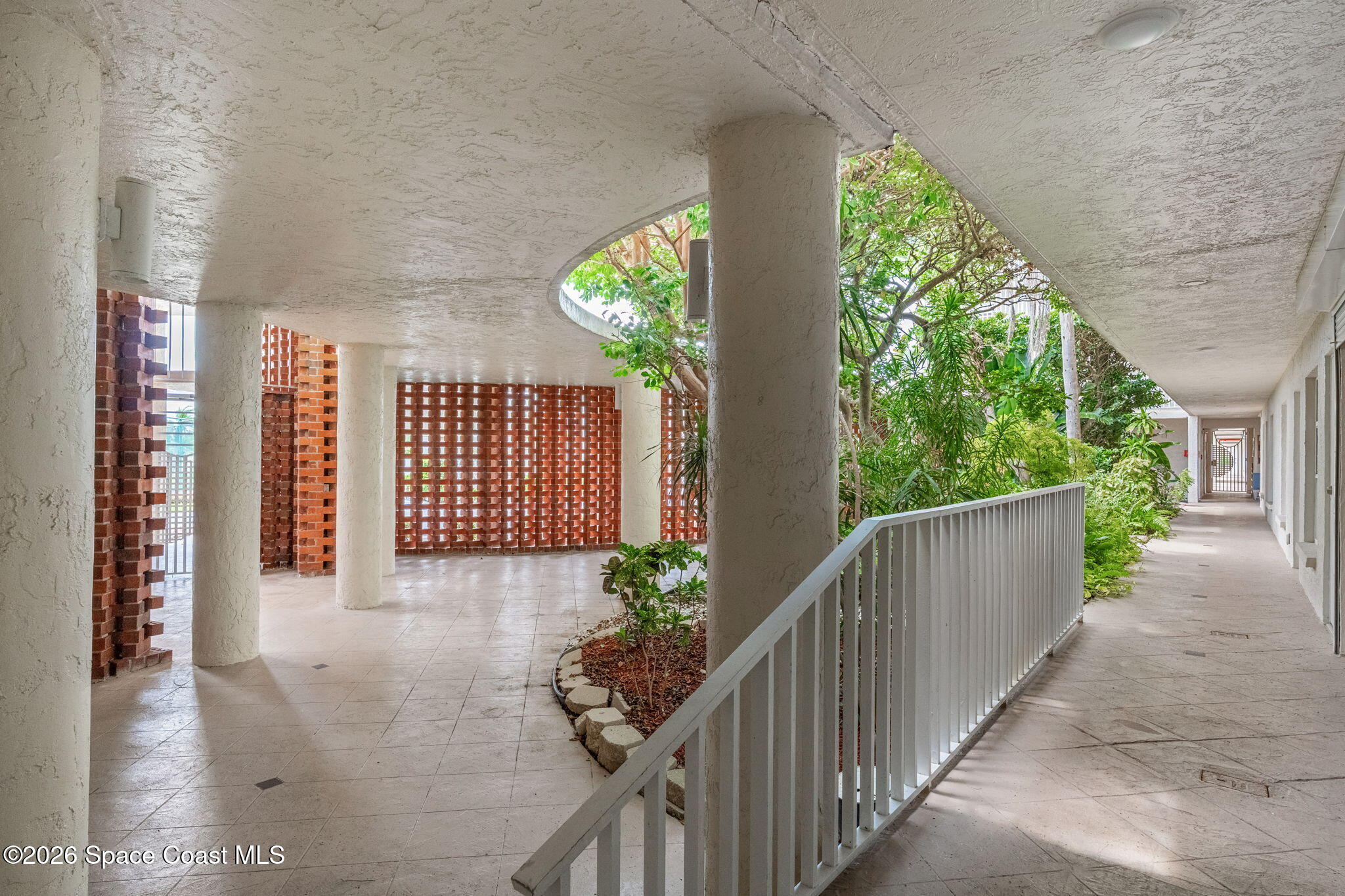 2225 Highway A1a 108