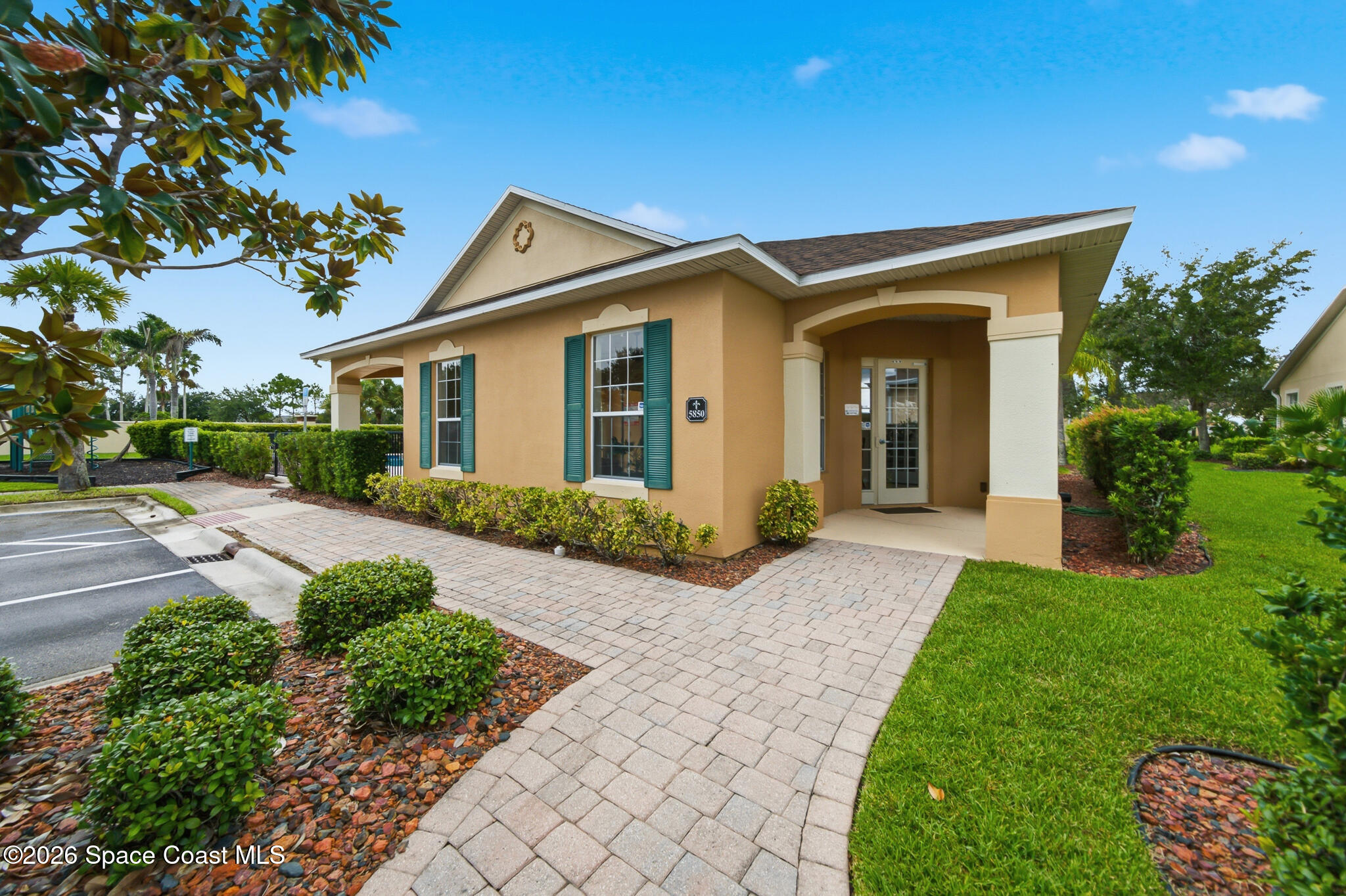 5657 Tamarac Drive