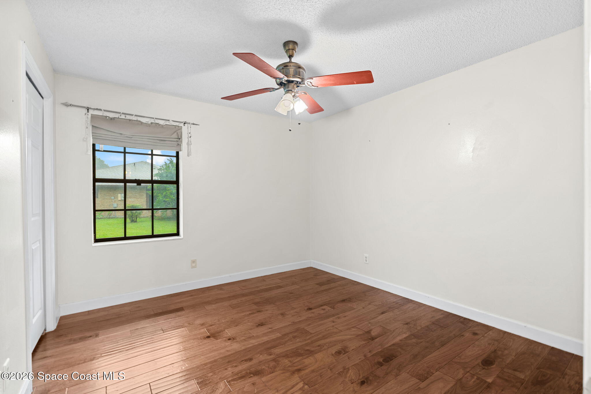 735 Pineda Avenue NE