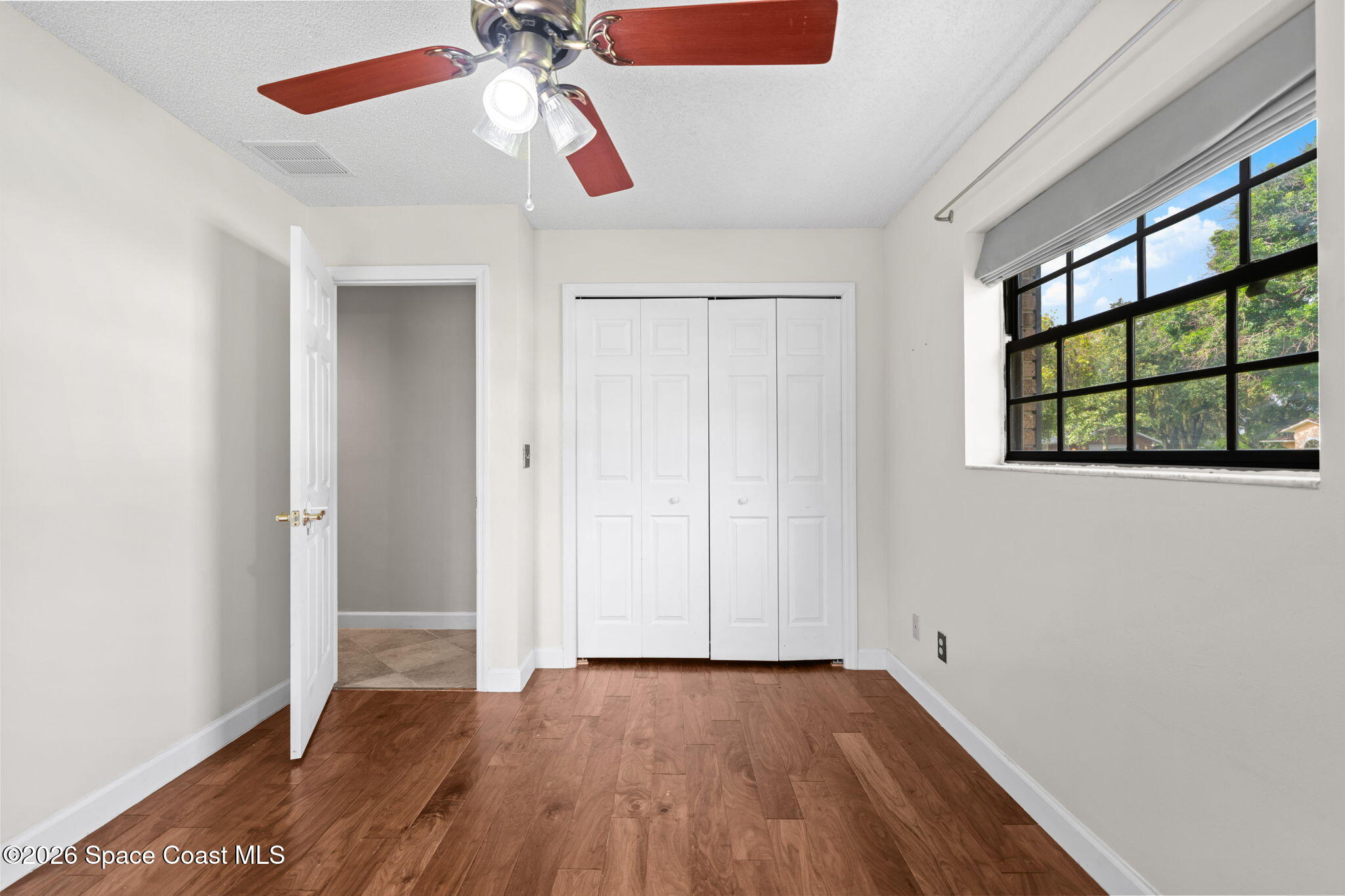 735 Pineda Avenue NE