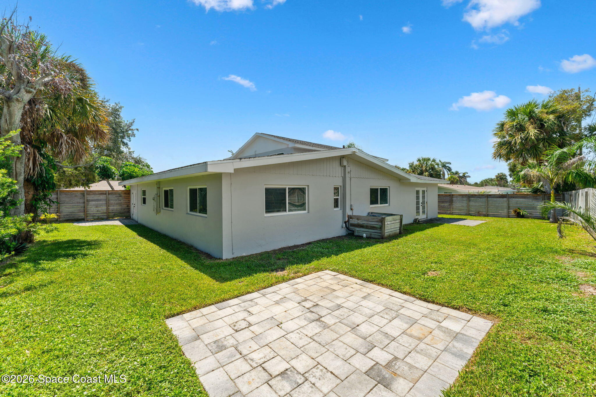 470 Seabreeze Drive