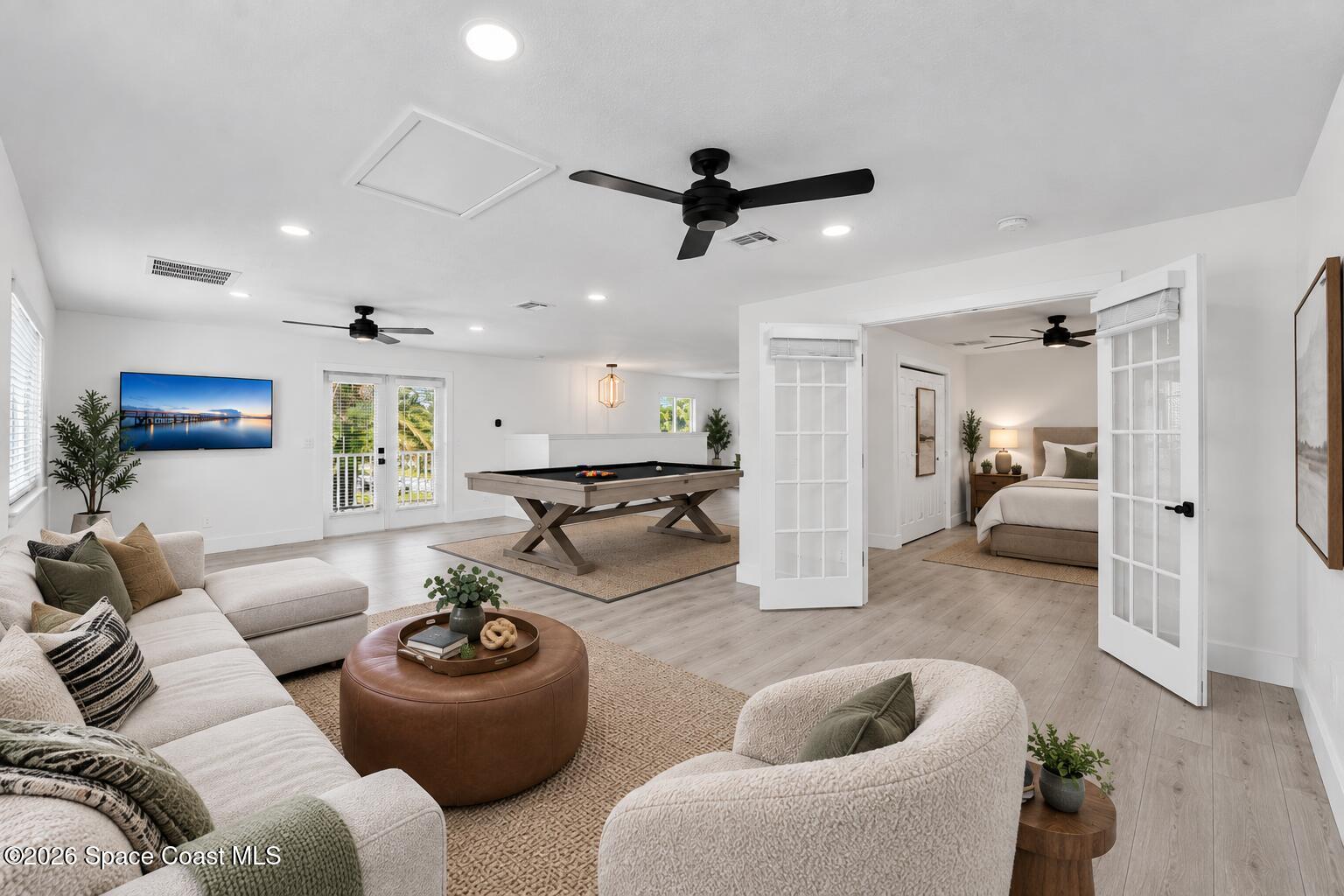 470 Seabreeze Drive
