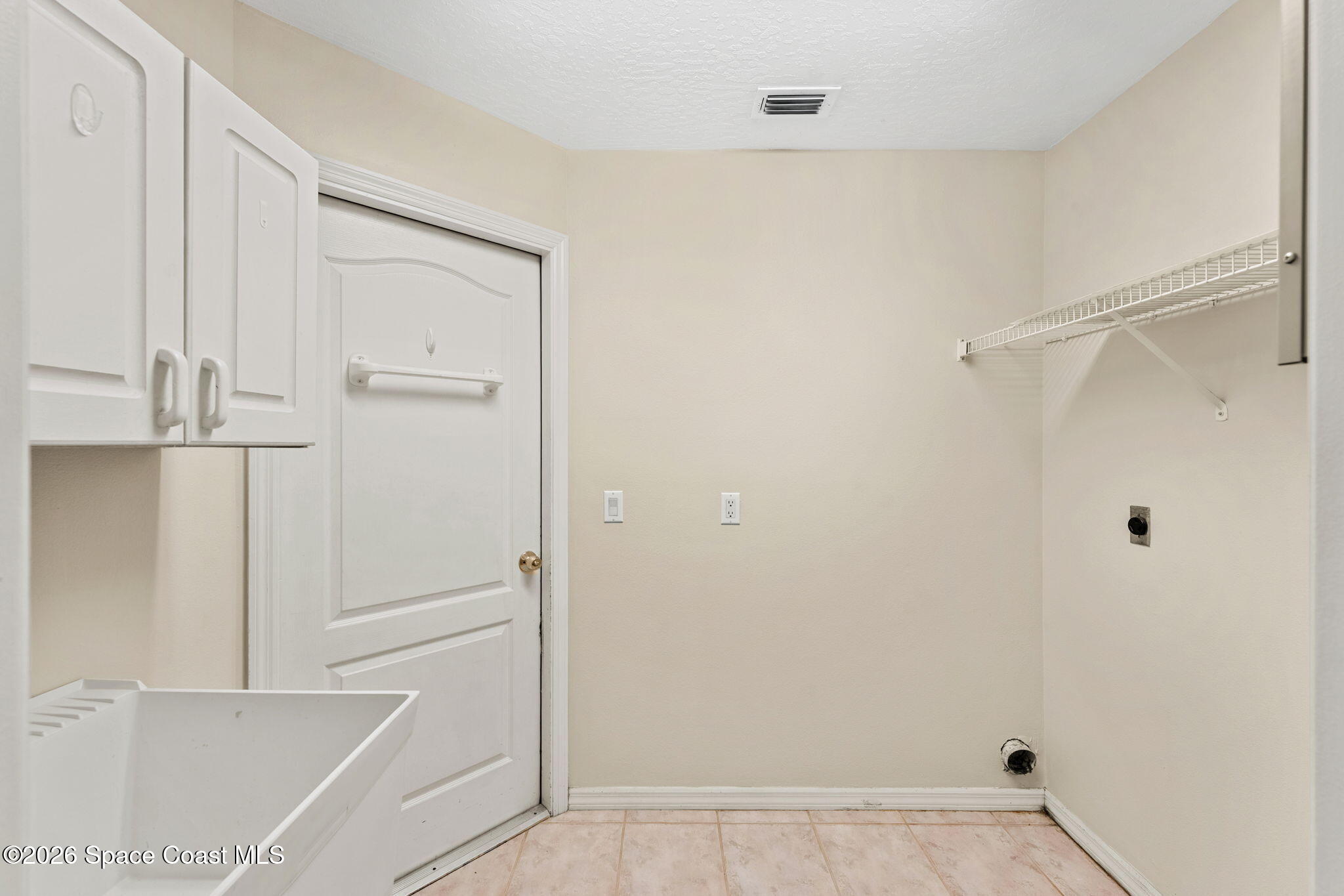 1240 Mercedes Drive