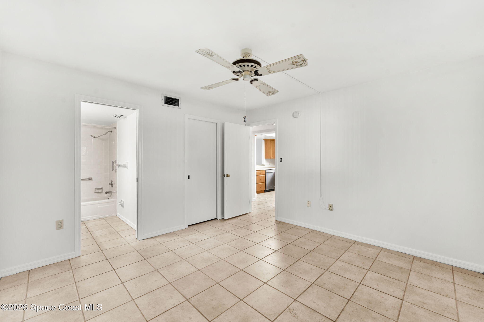 190 Escambia Lane 204