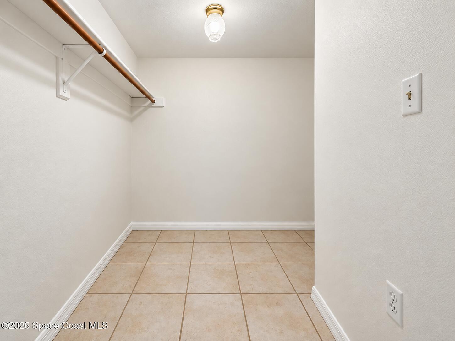 190 Escambia Lane 204