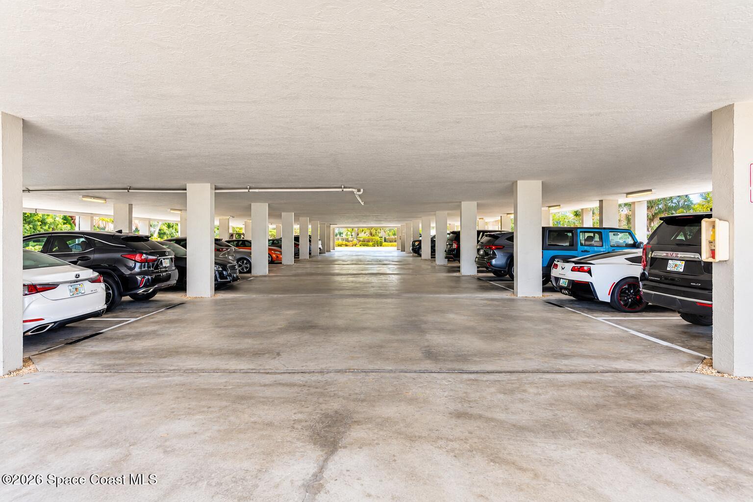 8700 Ridgewood Avenue A211