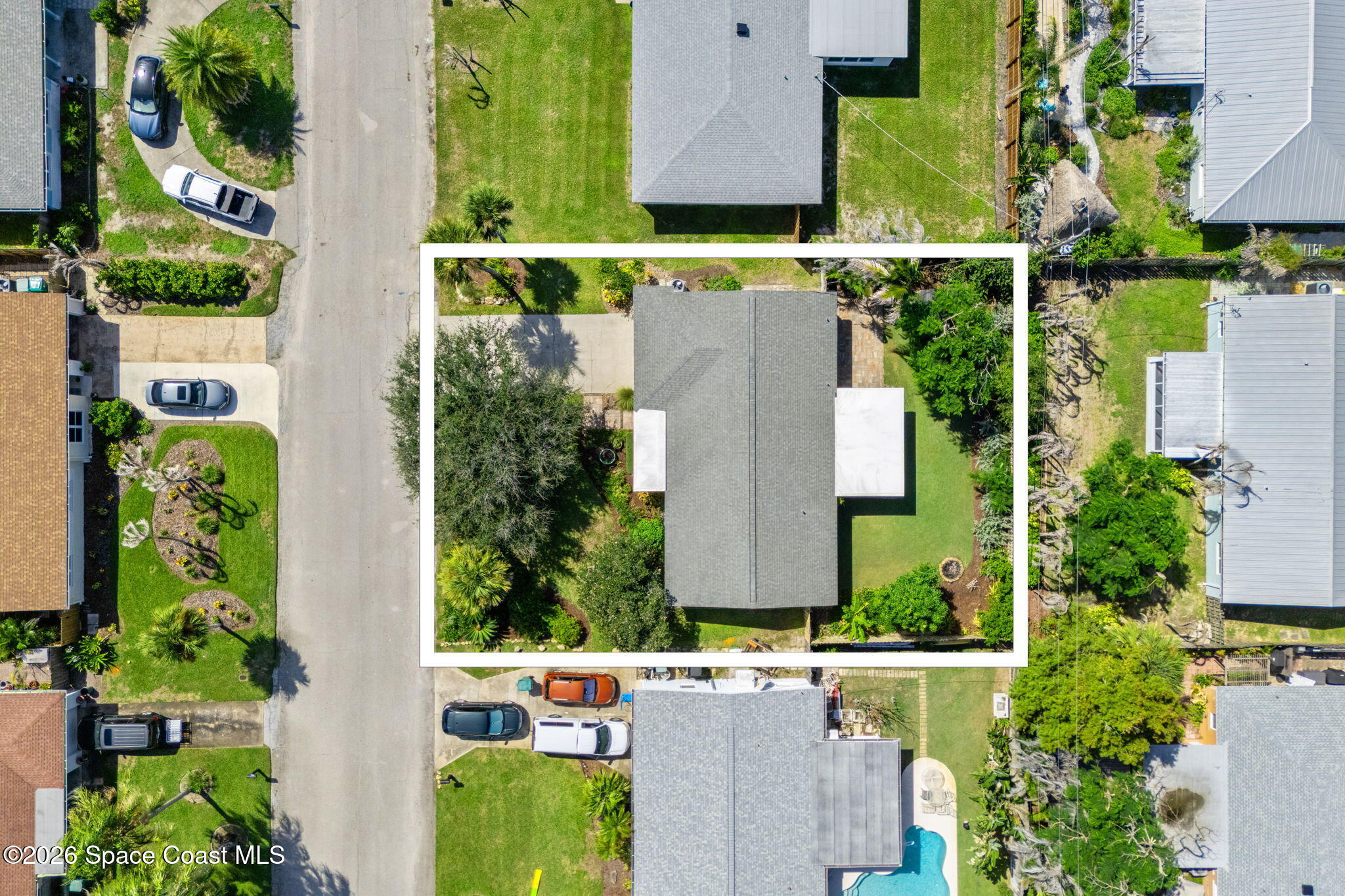 220 Harwood Avenue