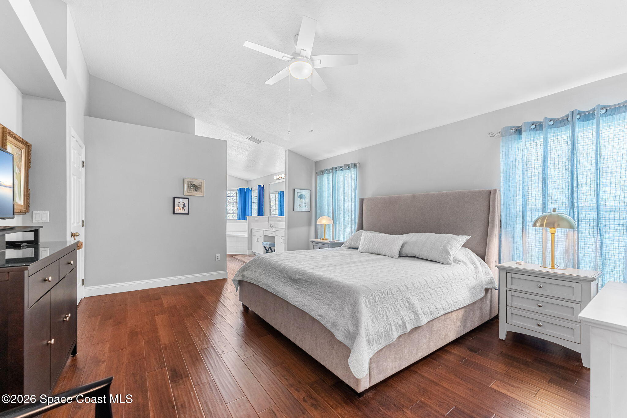 1023 Pelican Lane