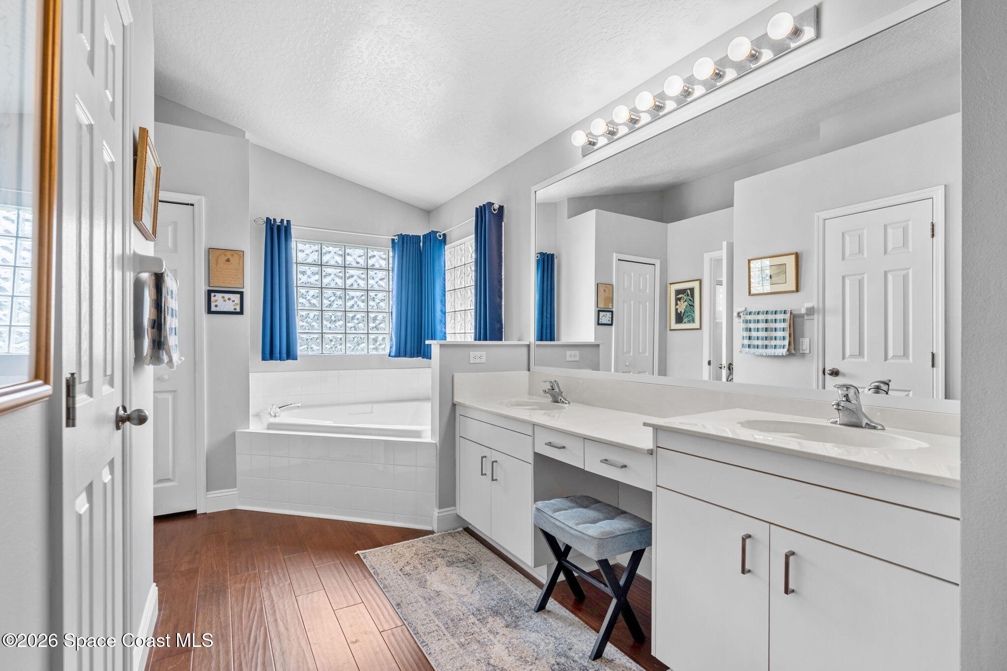 1023 Pelican Lane