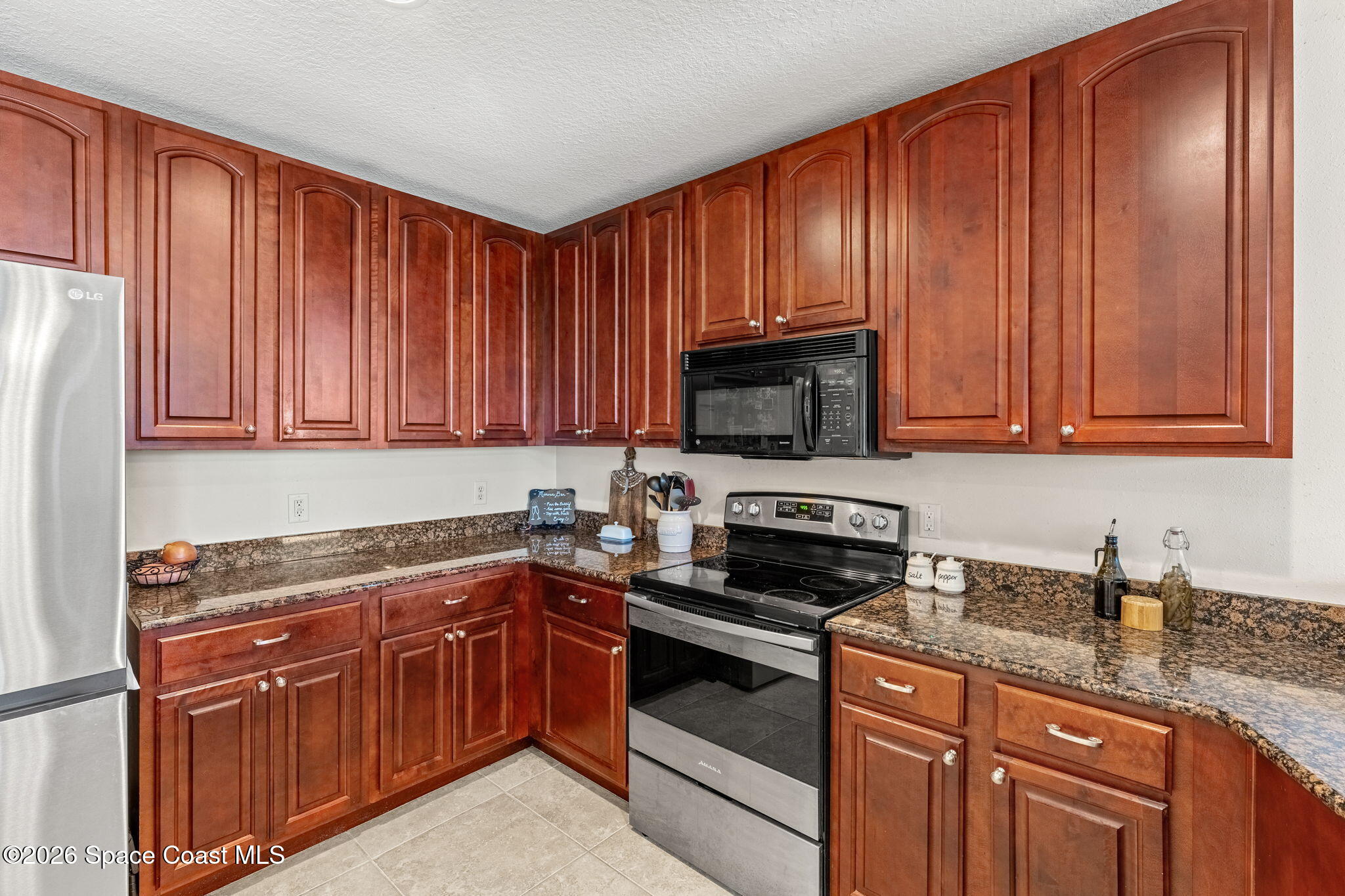 601 N Miramar Avenue 102