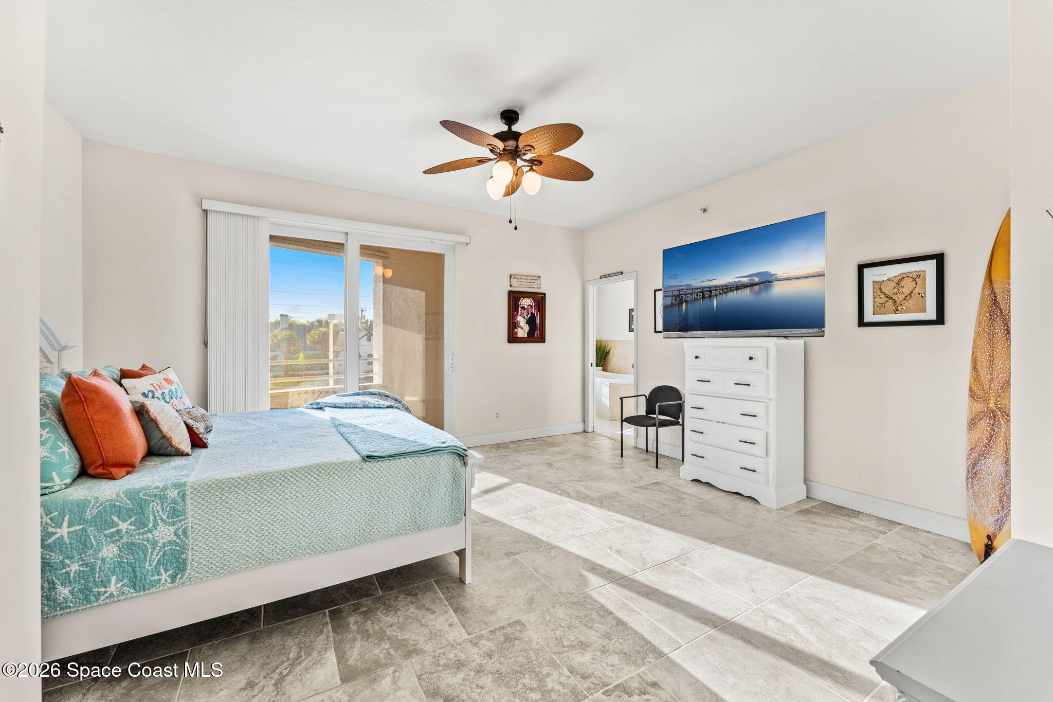 601 N Miramar Avenue 102