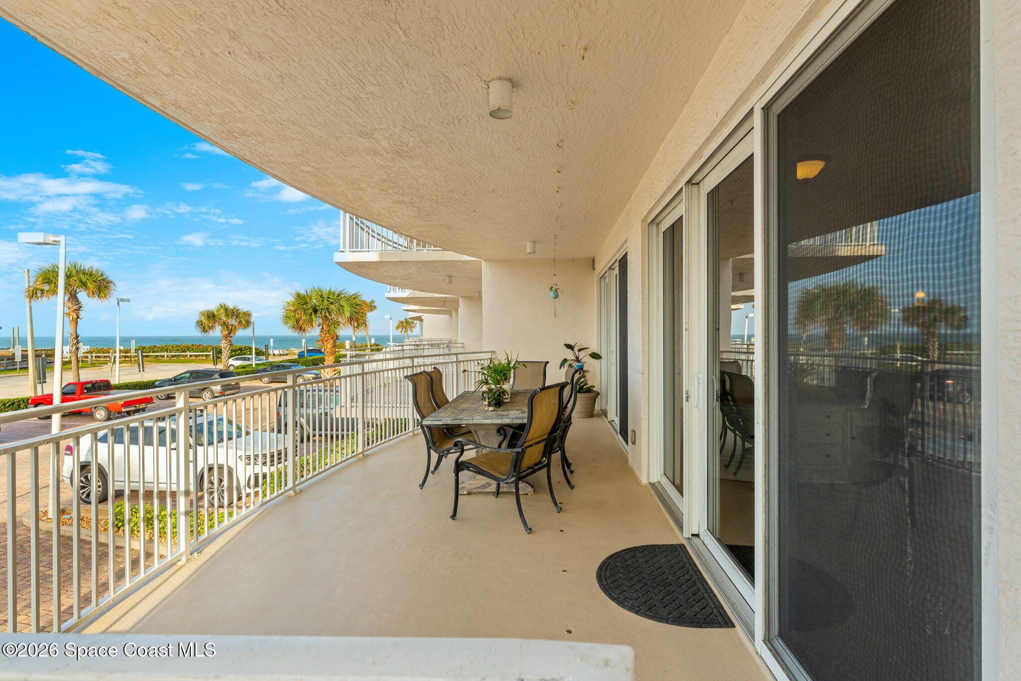 601 N Miramar Avenue 102