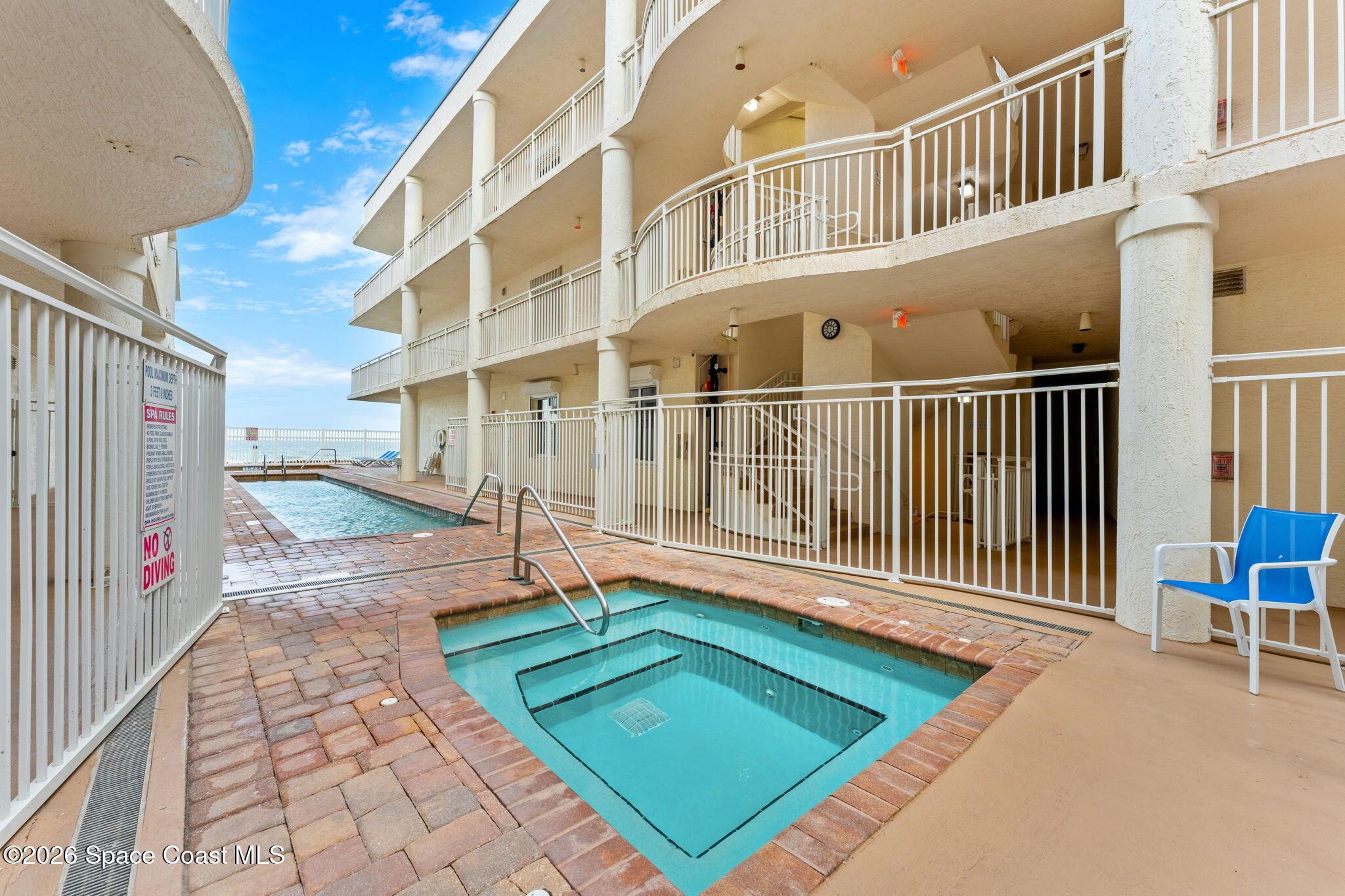 601 N Miramar Avenue 102