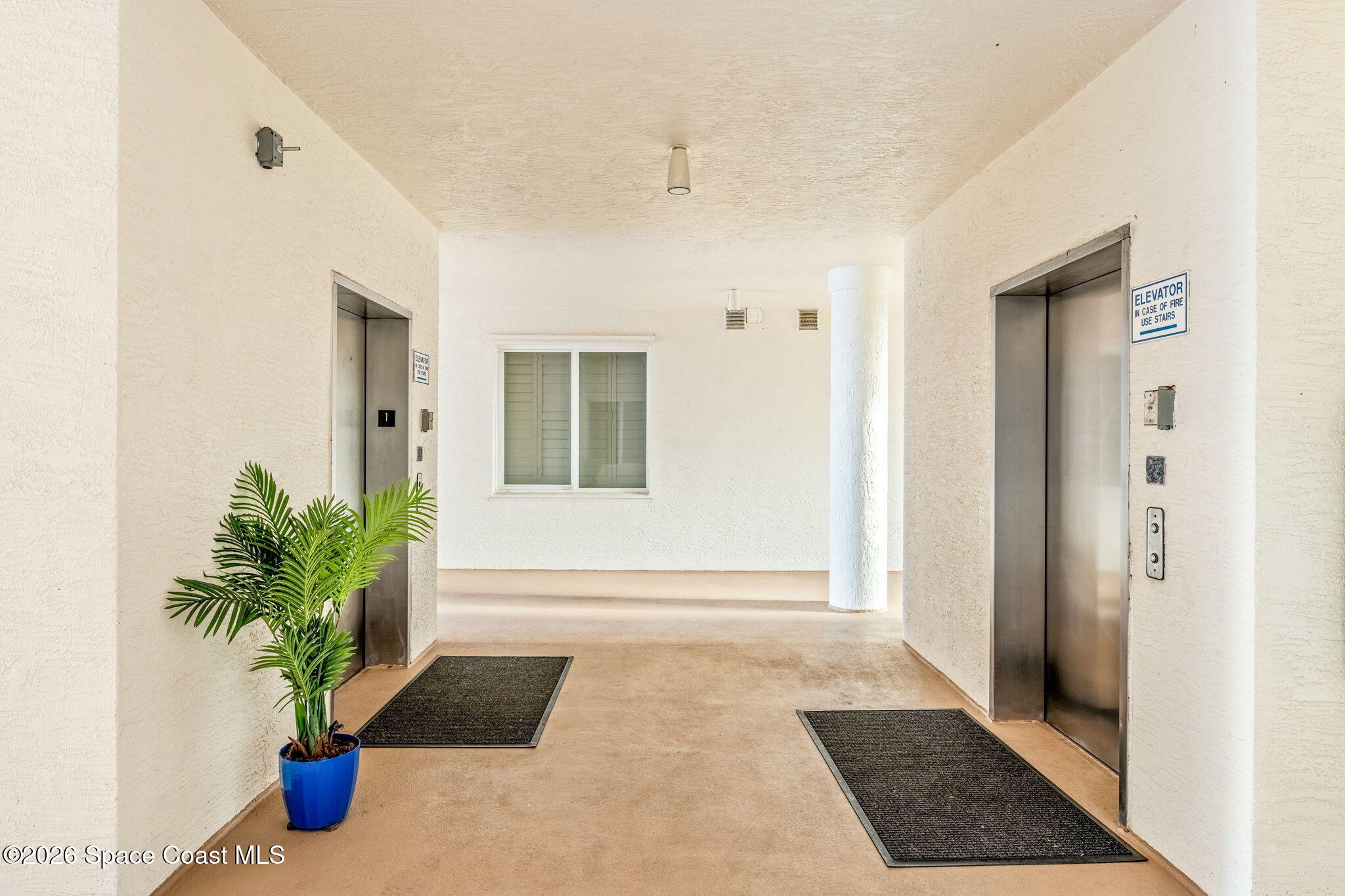 601 N Miramar Avenue 102