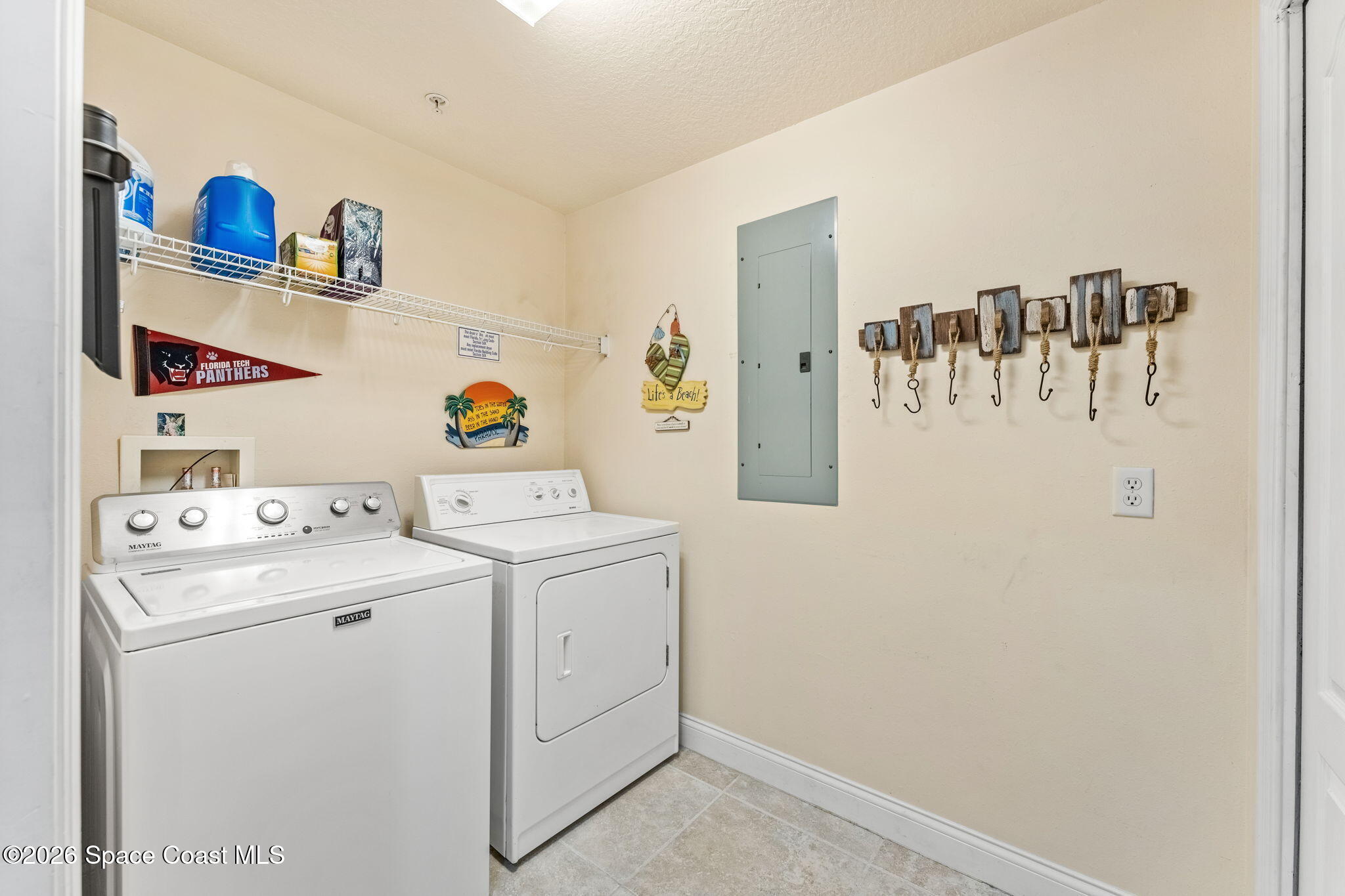 601 N Miramar Avenue 102