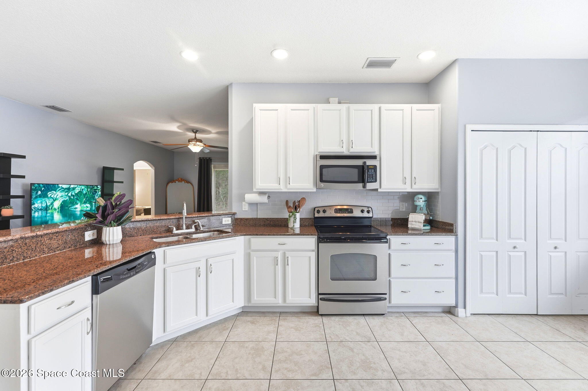 680 Remington Green Drive SE