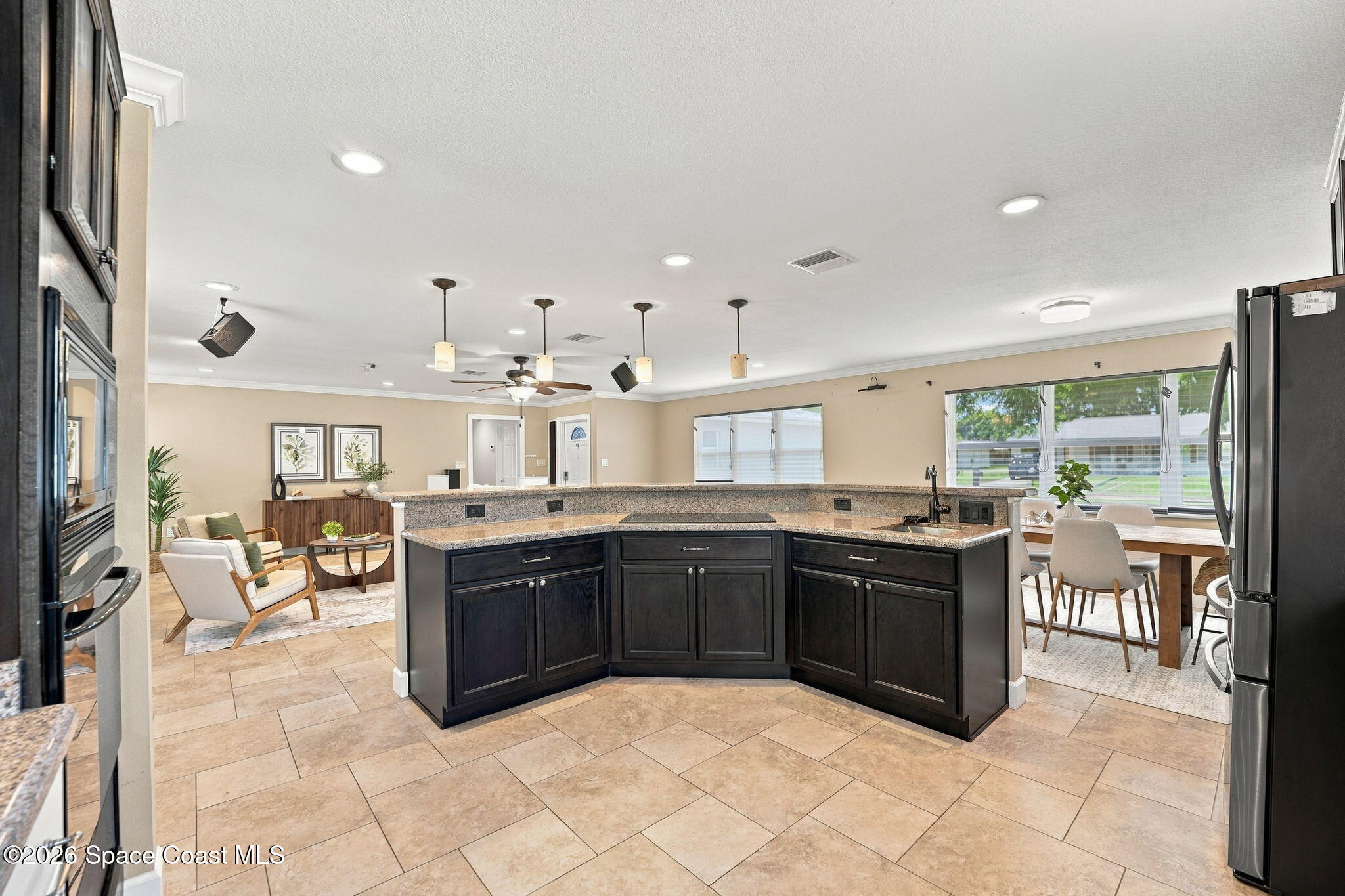 970 Bellaire Lane