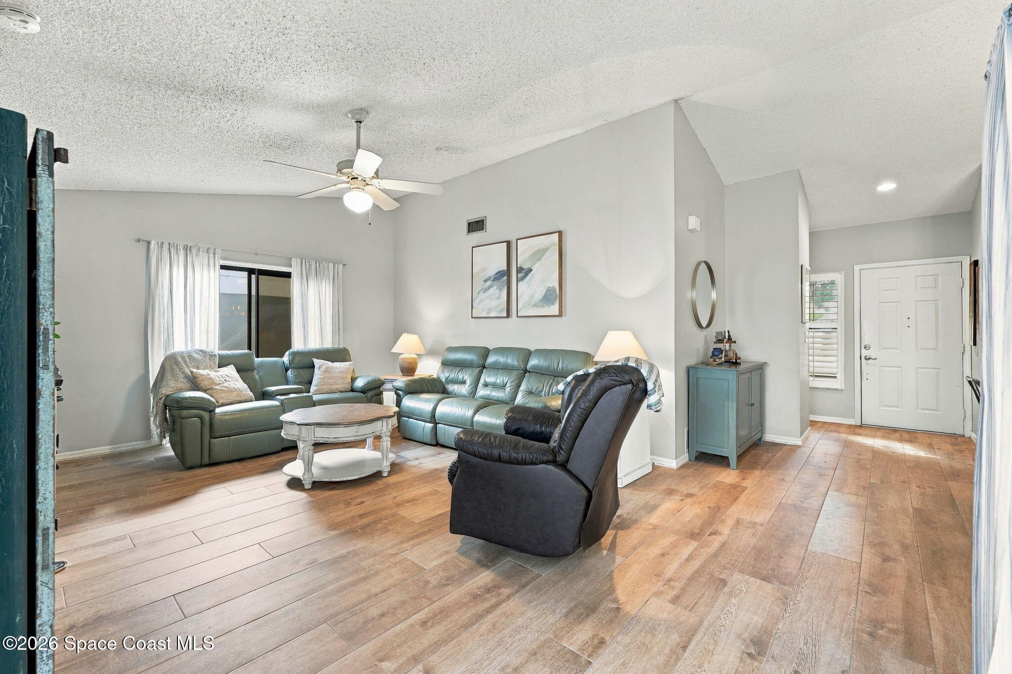 409 Maple Bluff Circle