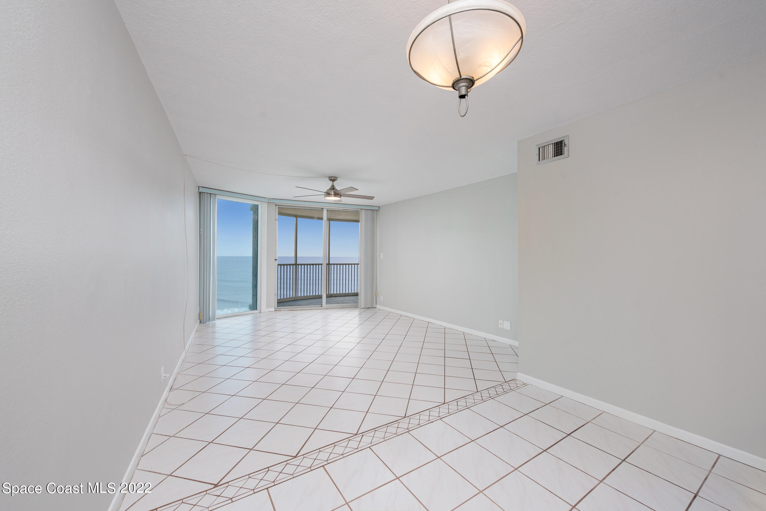 1175 Highway A1a, 602
