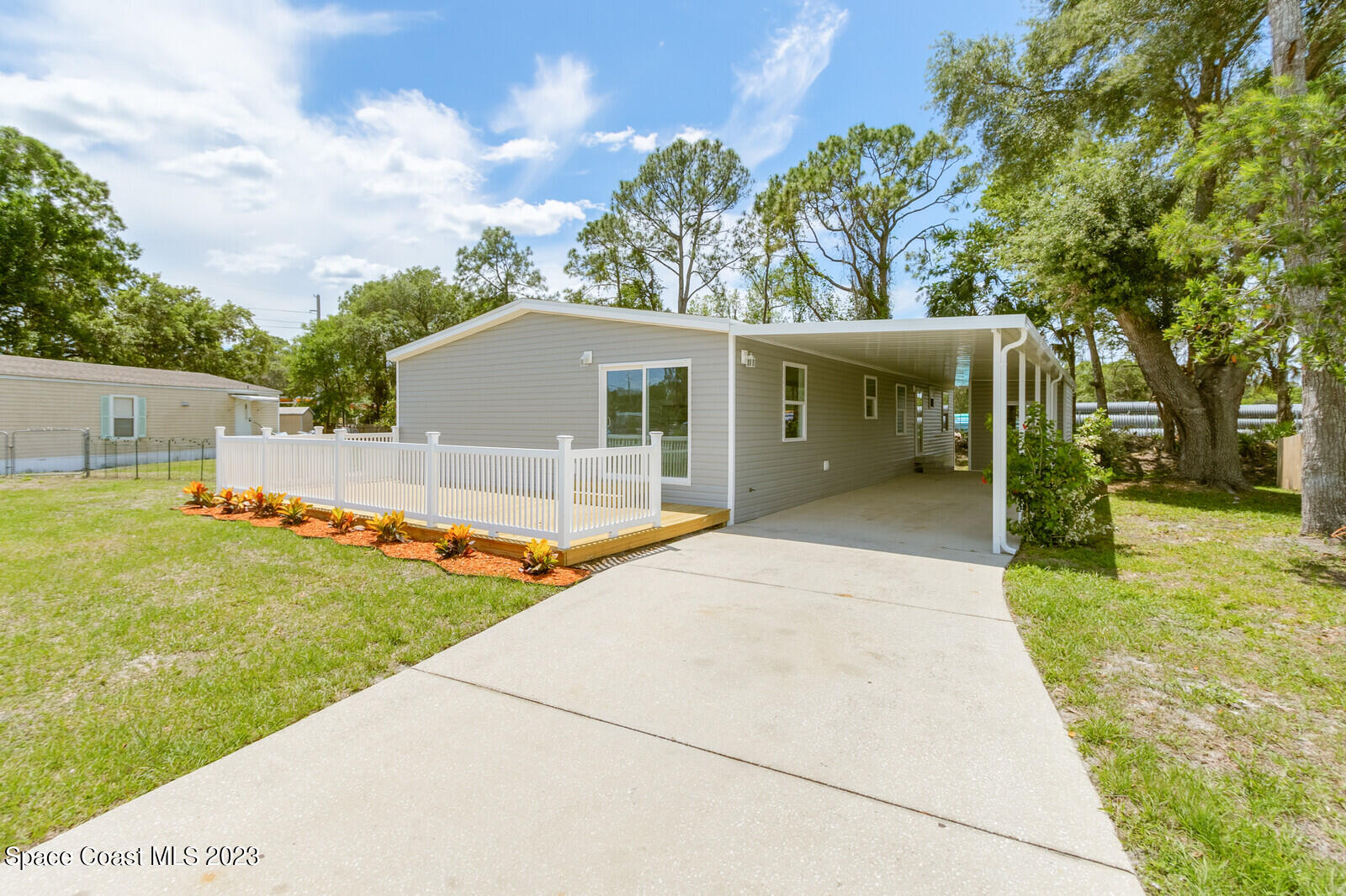4985 Cambridge Drive