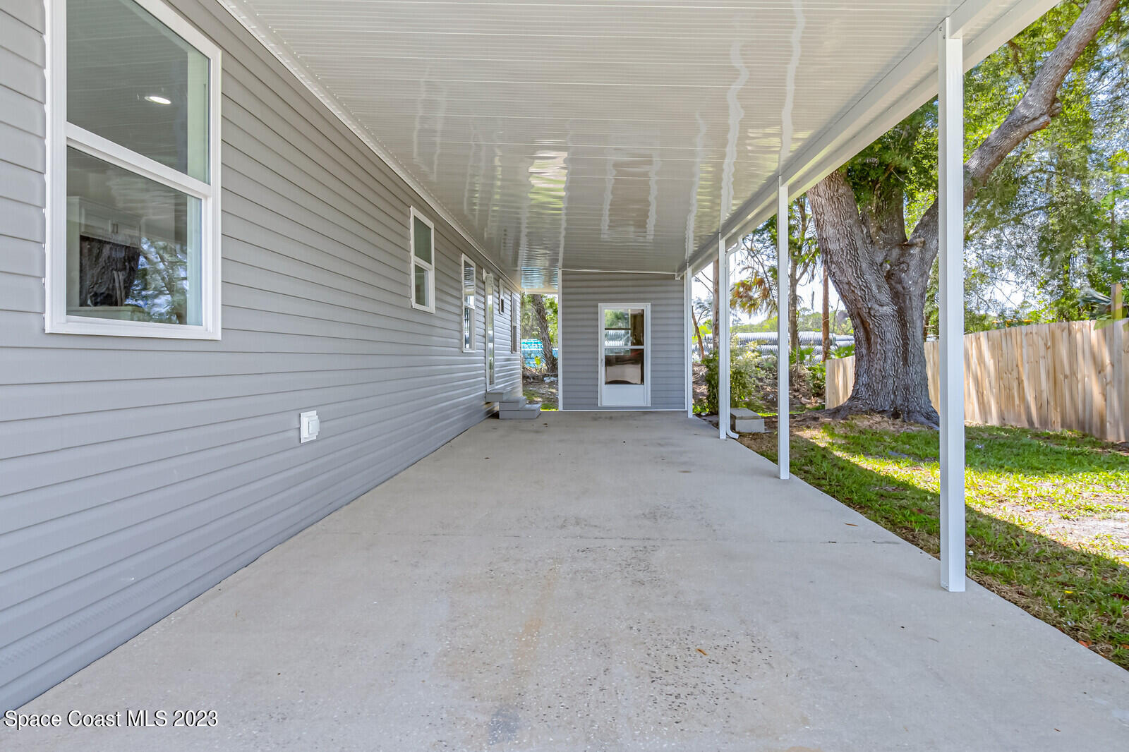 4985 Cambridge Drive
