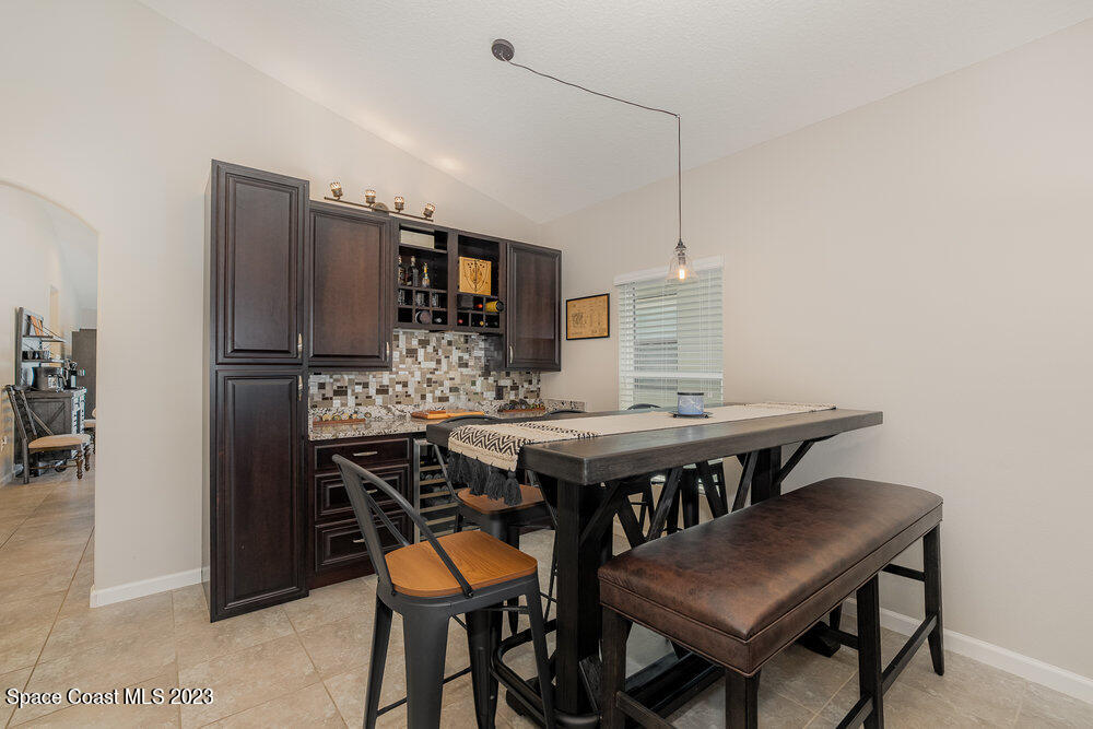 4215 Harvest Circle