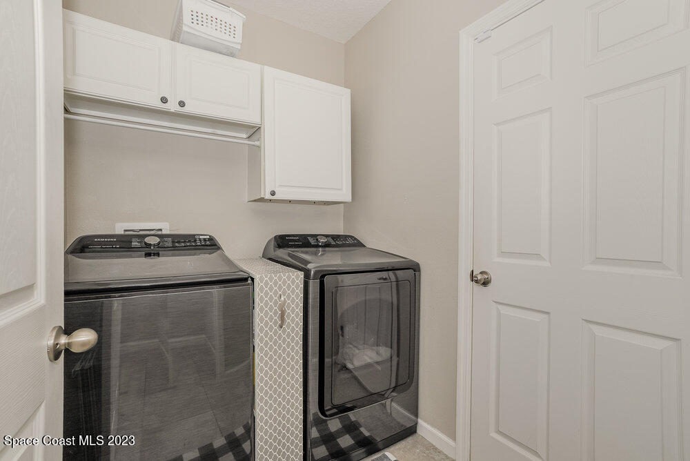 4215 Harvest Circle