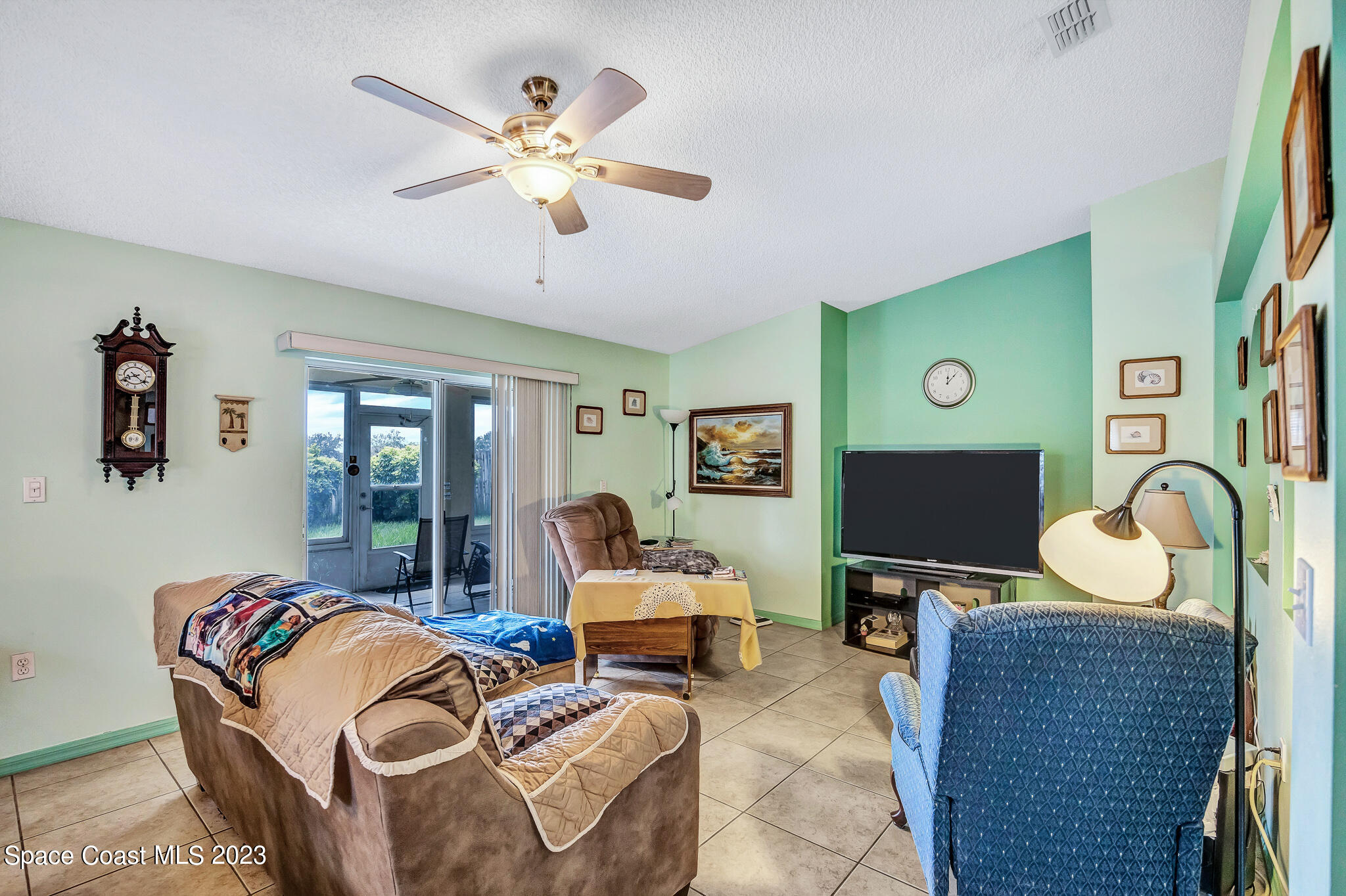 1149 White Oak Circle