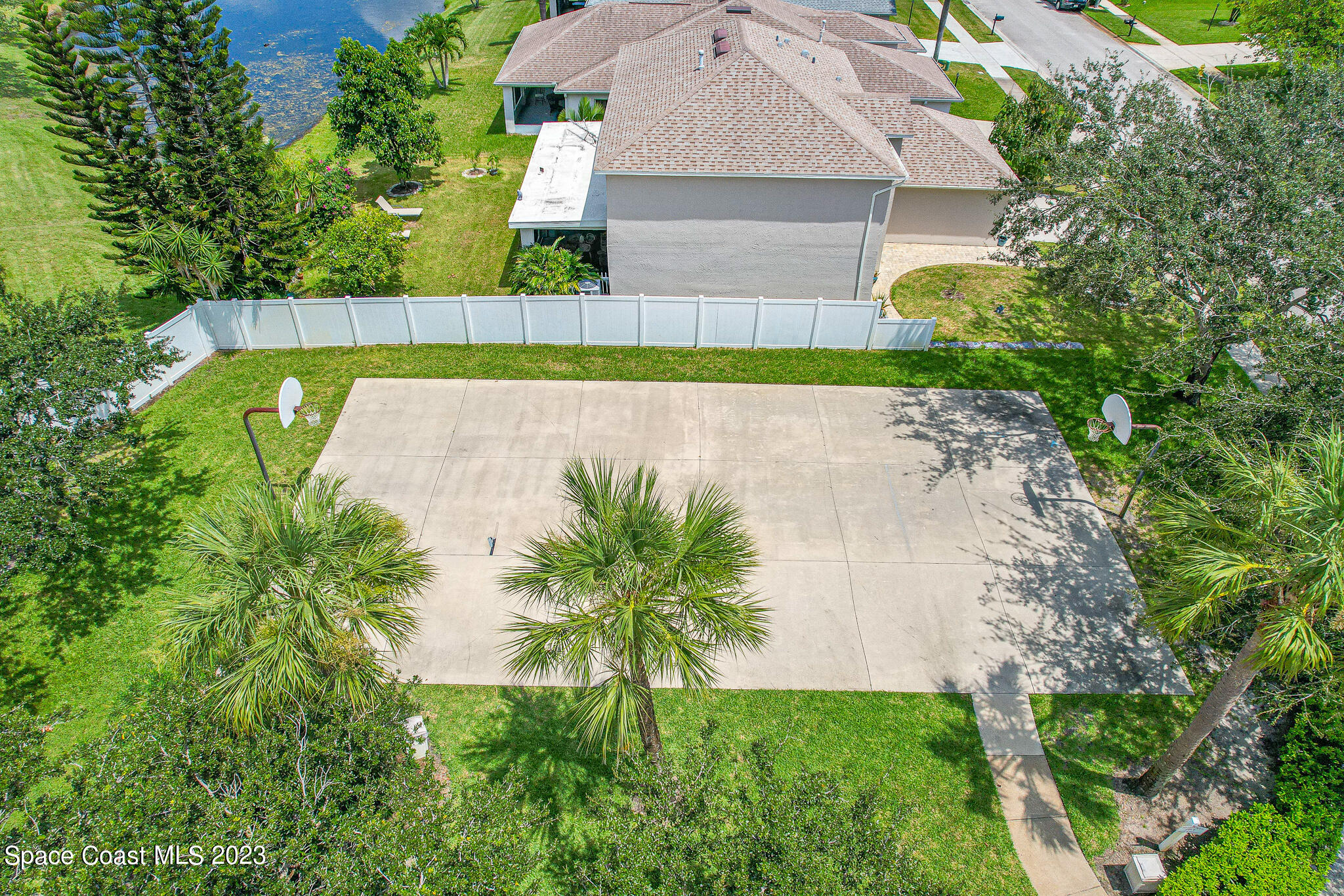 1149 White Oak Circle