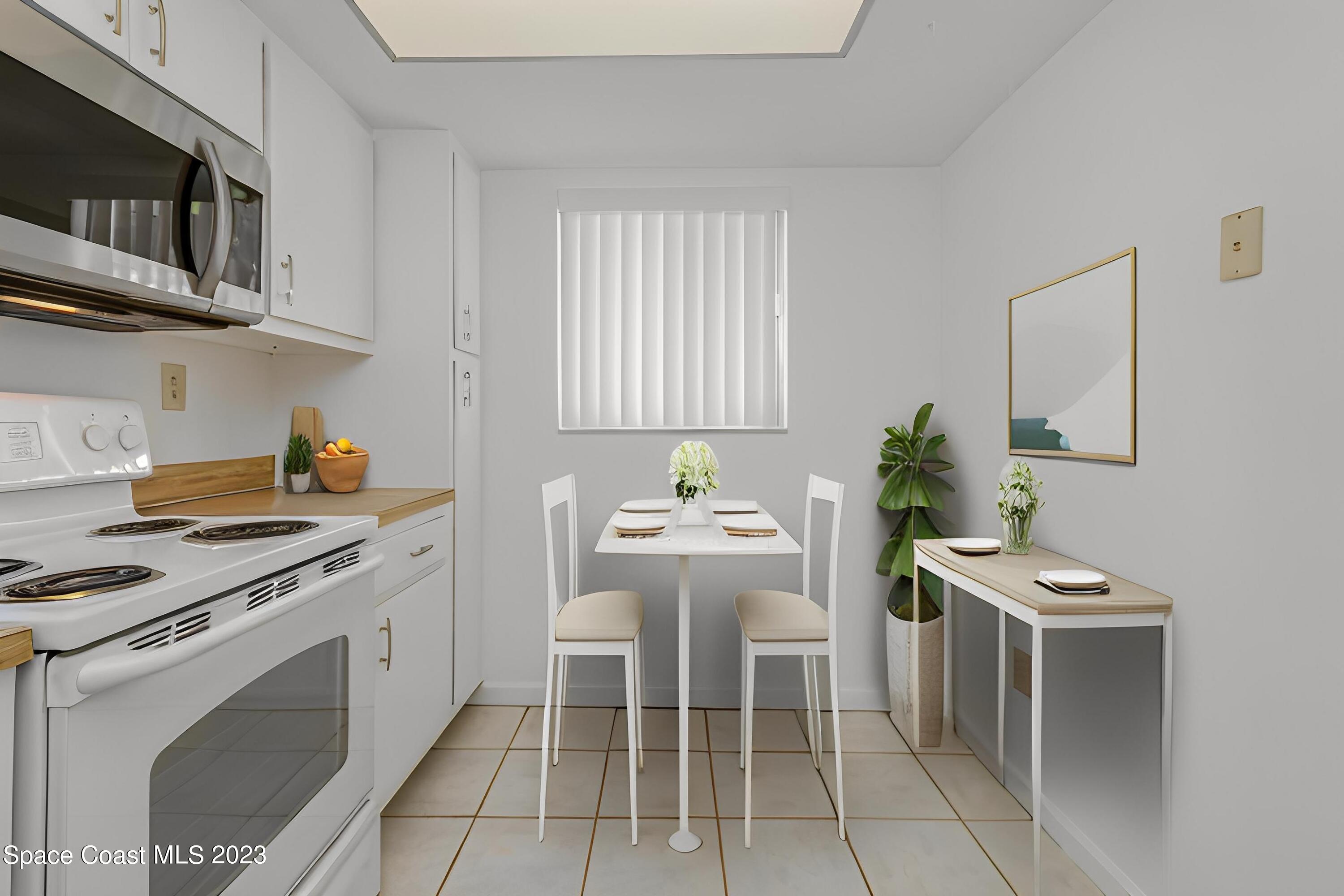 1001 W Eau Gallie Boulevard, 327