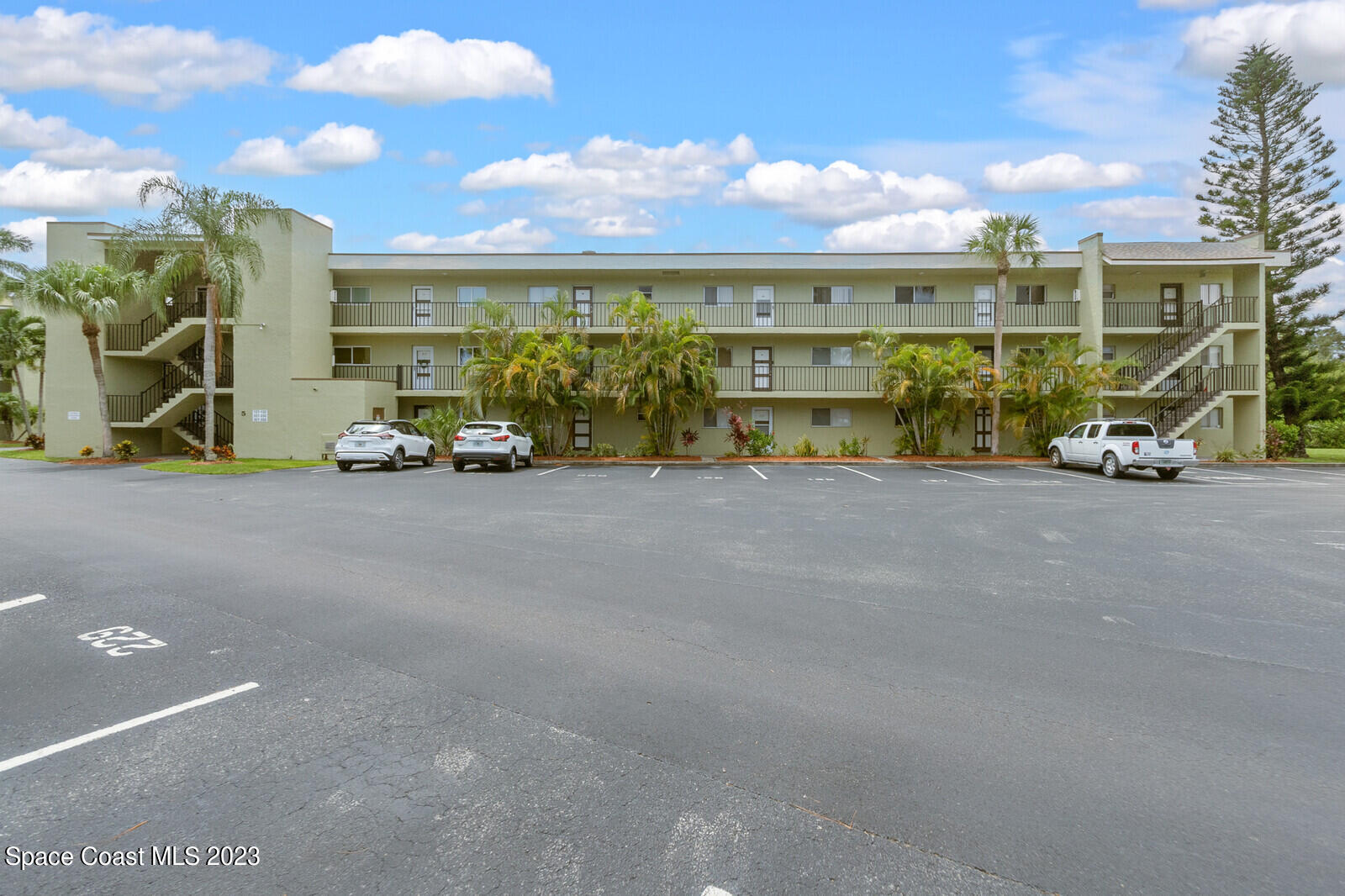 1001 W Eau Gallie Boulevard, 327