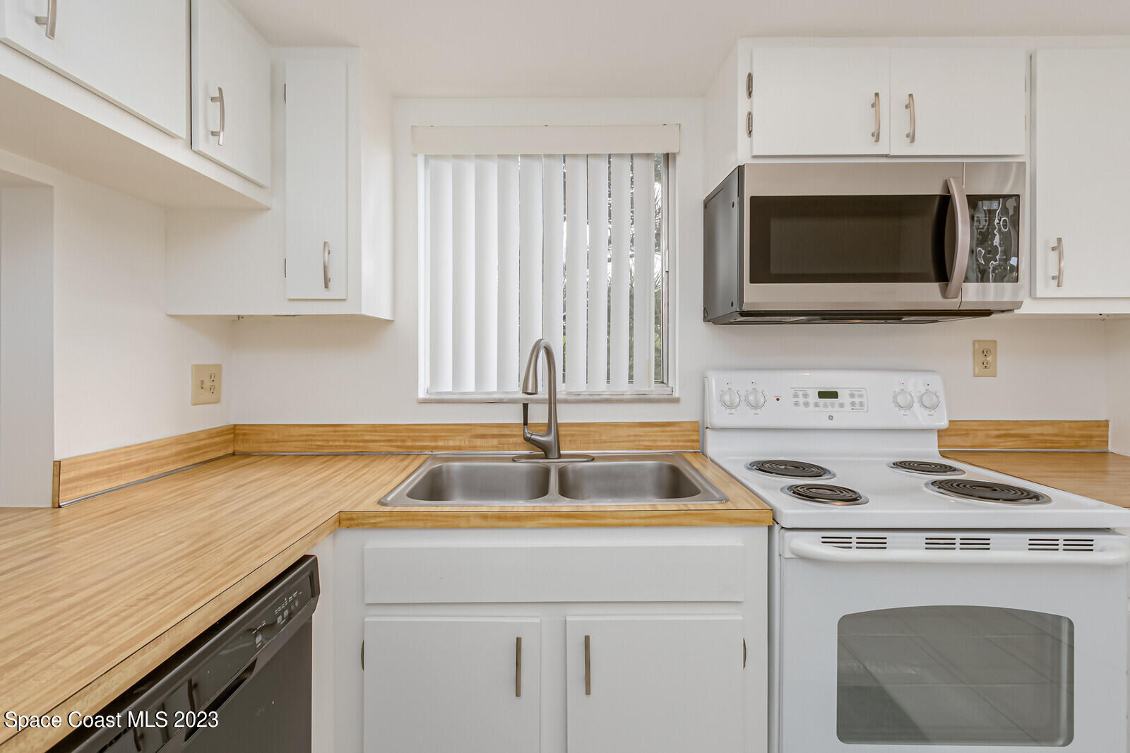 1001 W Eau Gallie Boulevard, 327