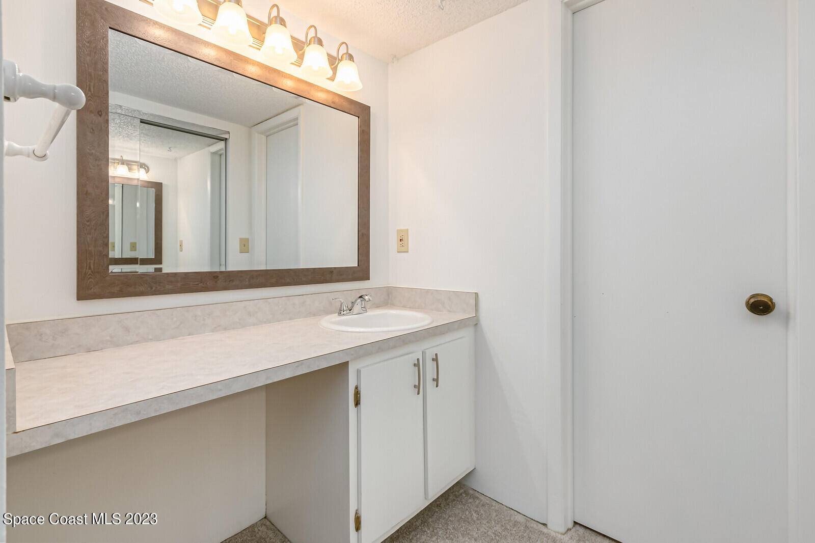 1001 W Eau Gallie Boulevard, 327