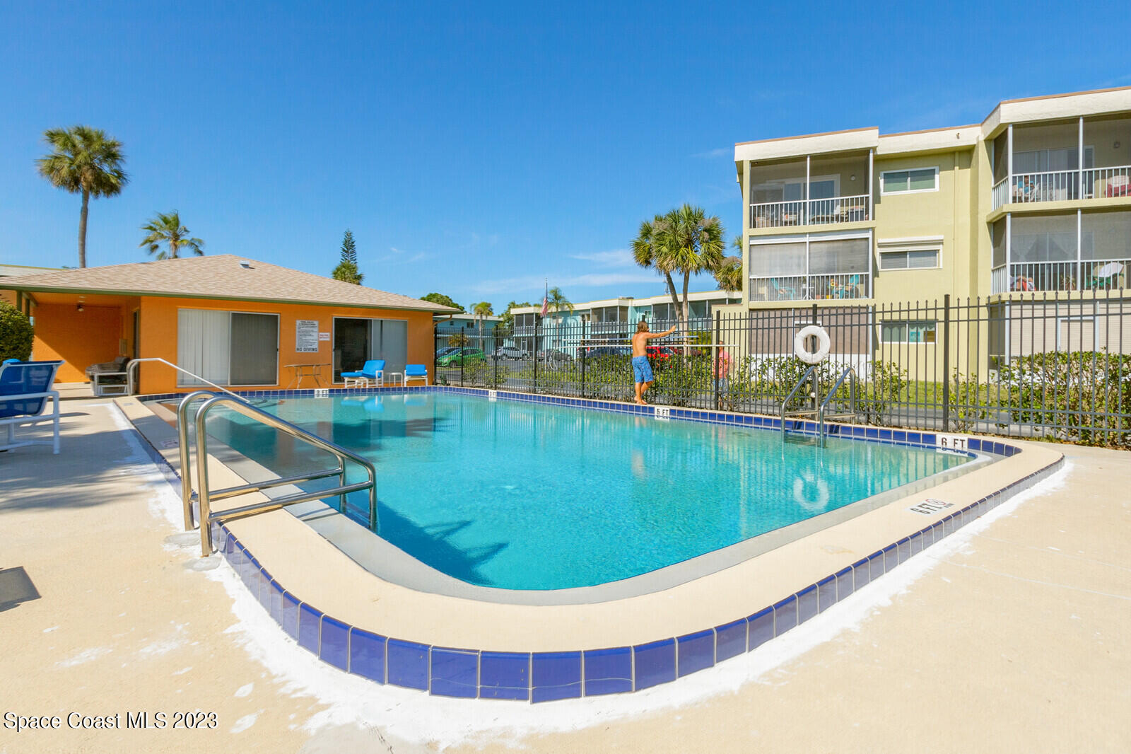 1001 W Eau Gallie Boulevard, 327