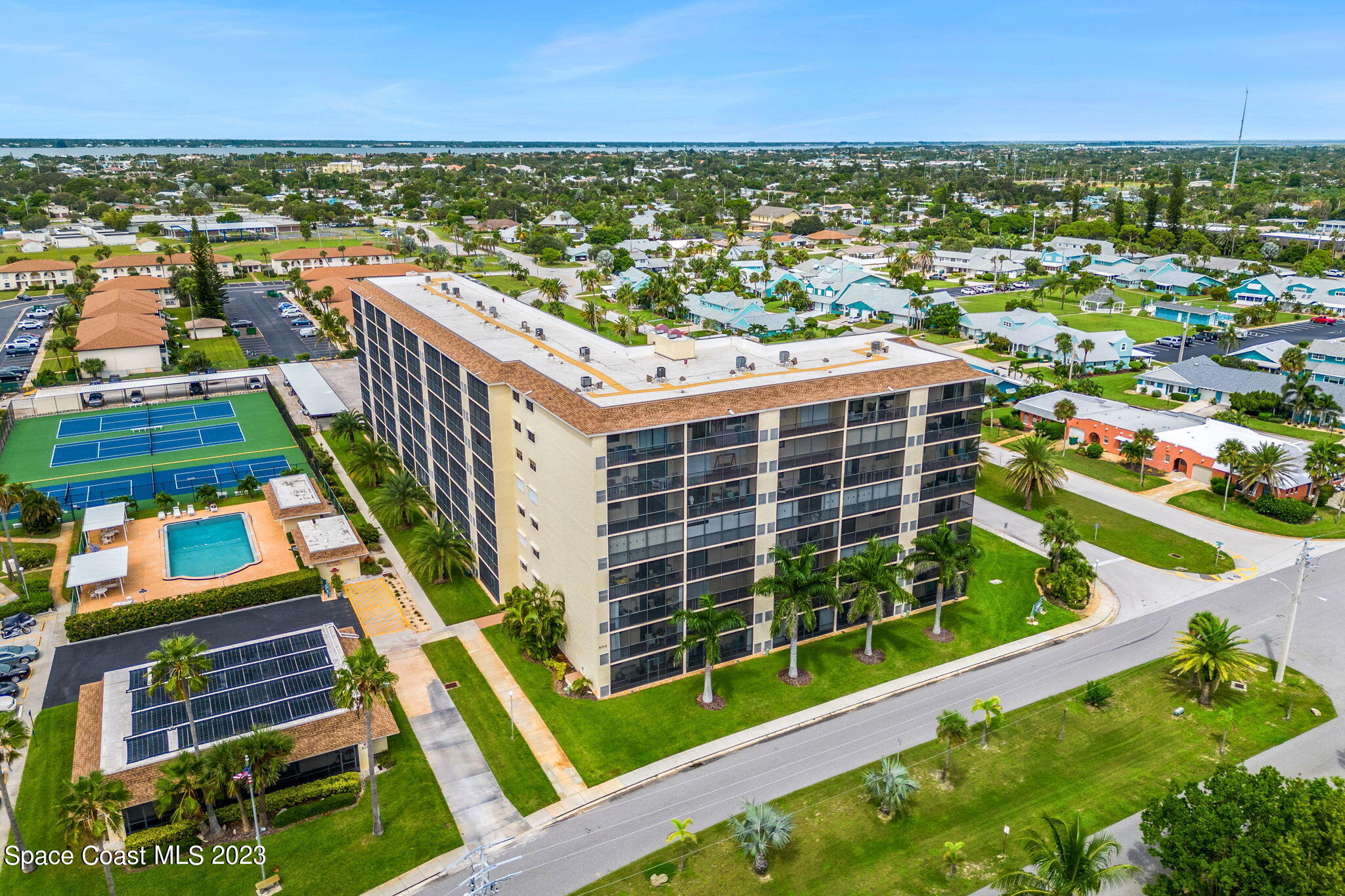 500 Palm Springs Boulevard, 313