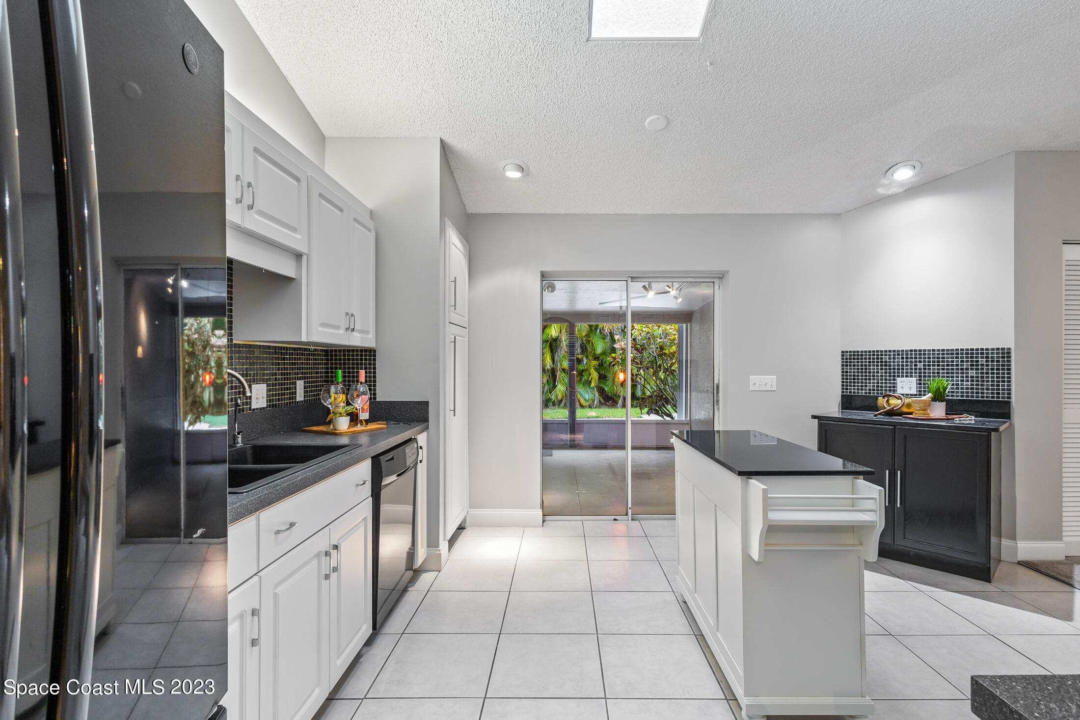 2621 Aristocrat Drive