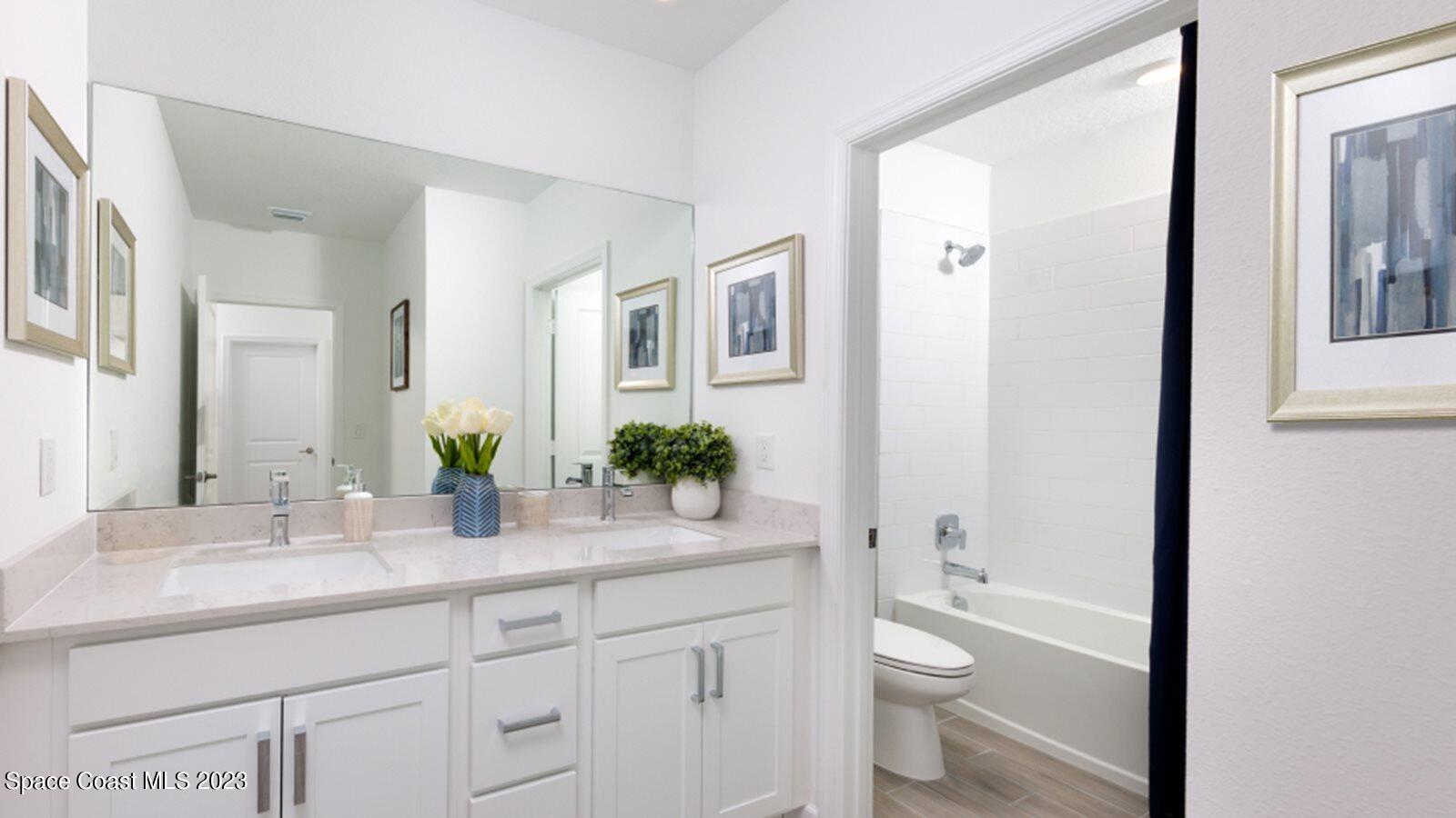 668 Veridian Circle NW