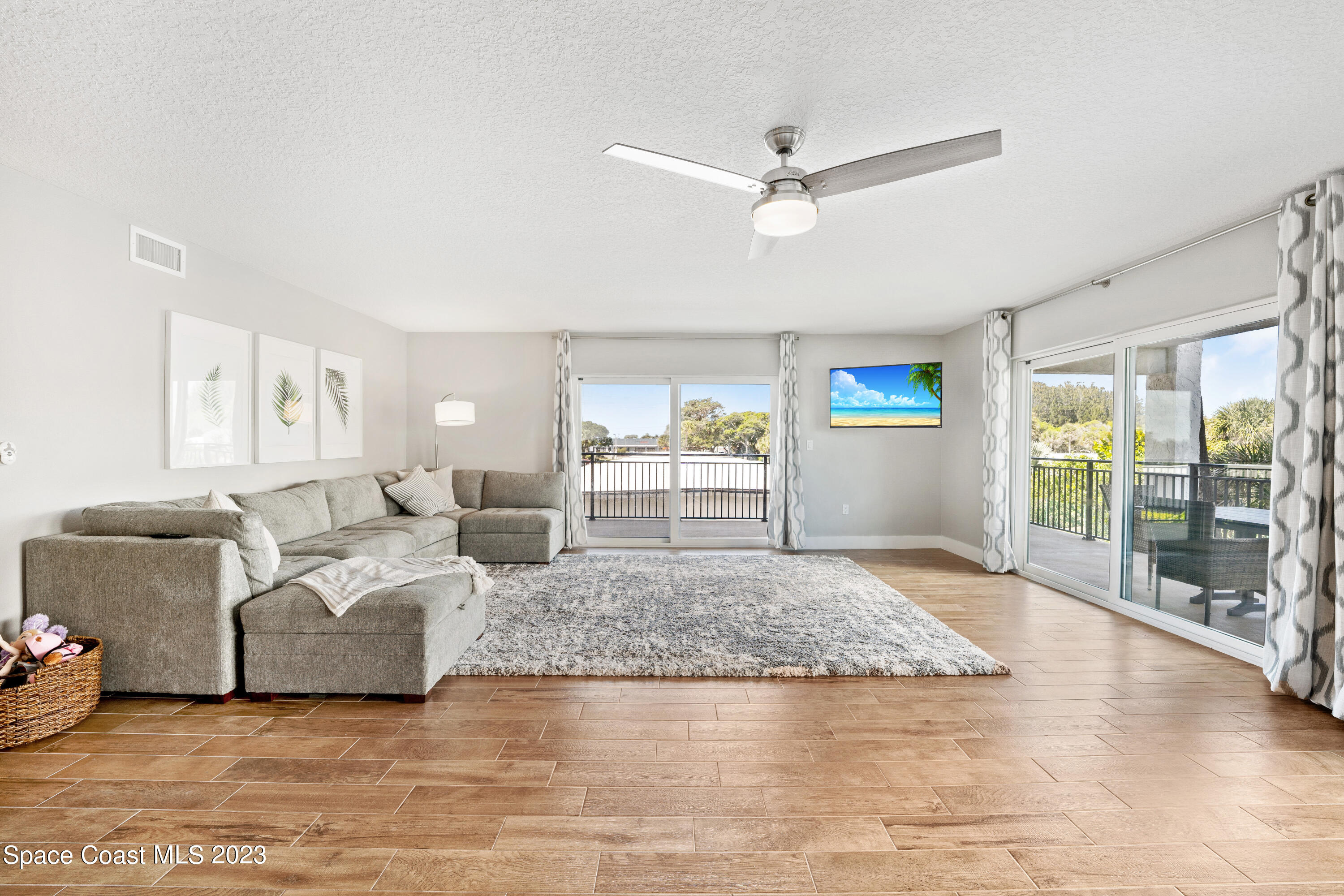 650 N Atlantic Avenue, 211