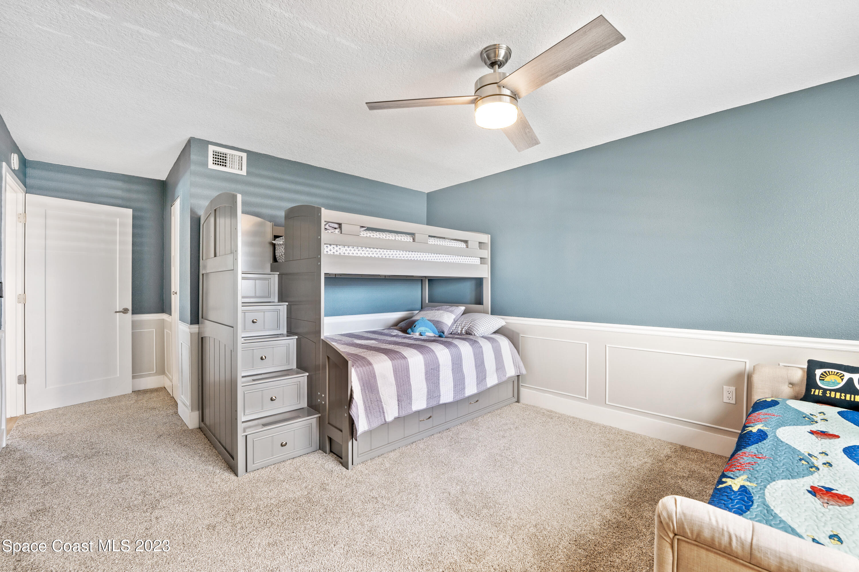 650 N Atlantic Avenue, 211