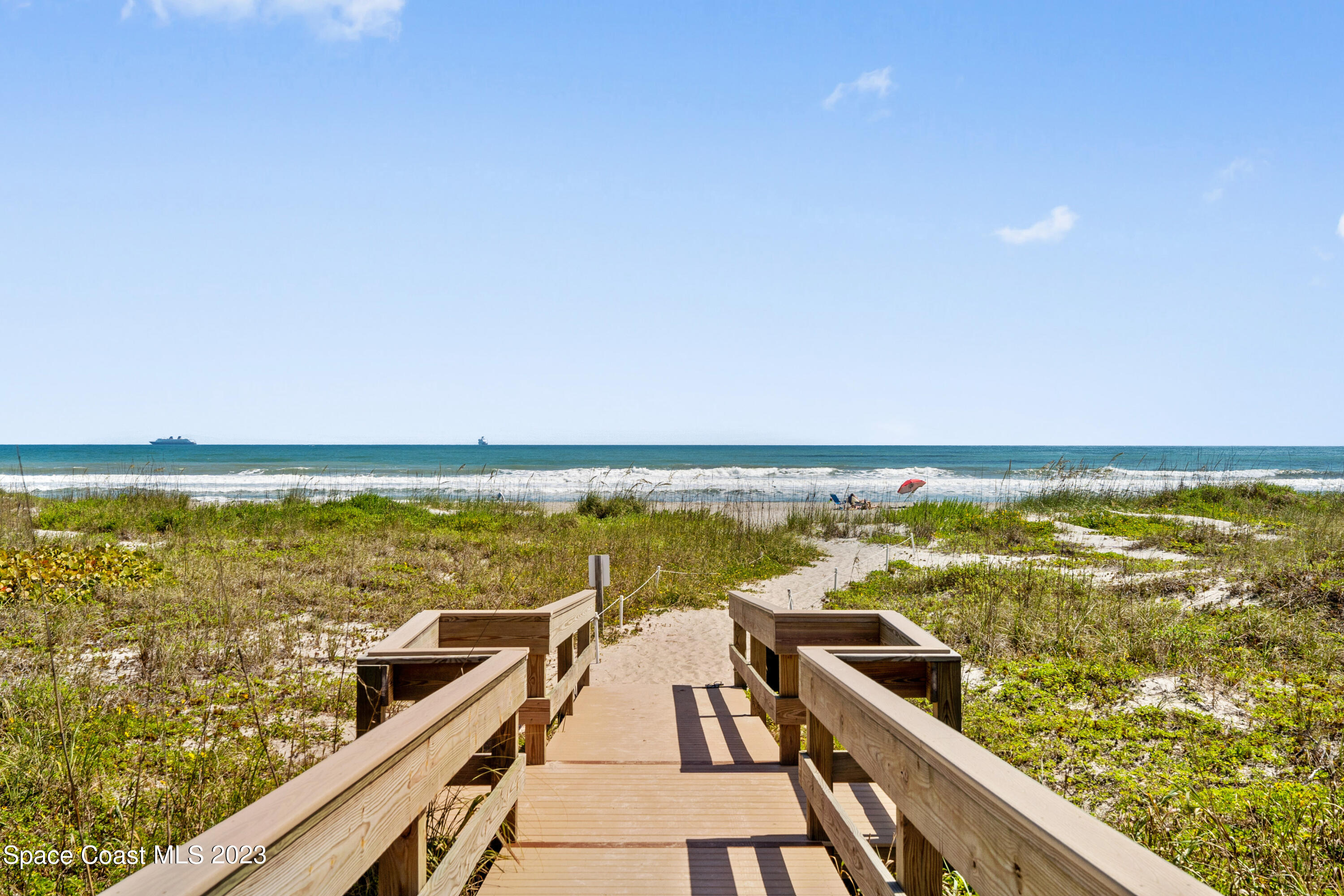 650 N Atlantic Avenue, 211