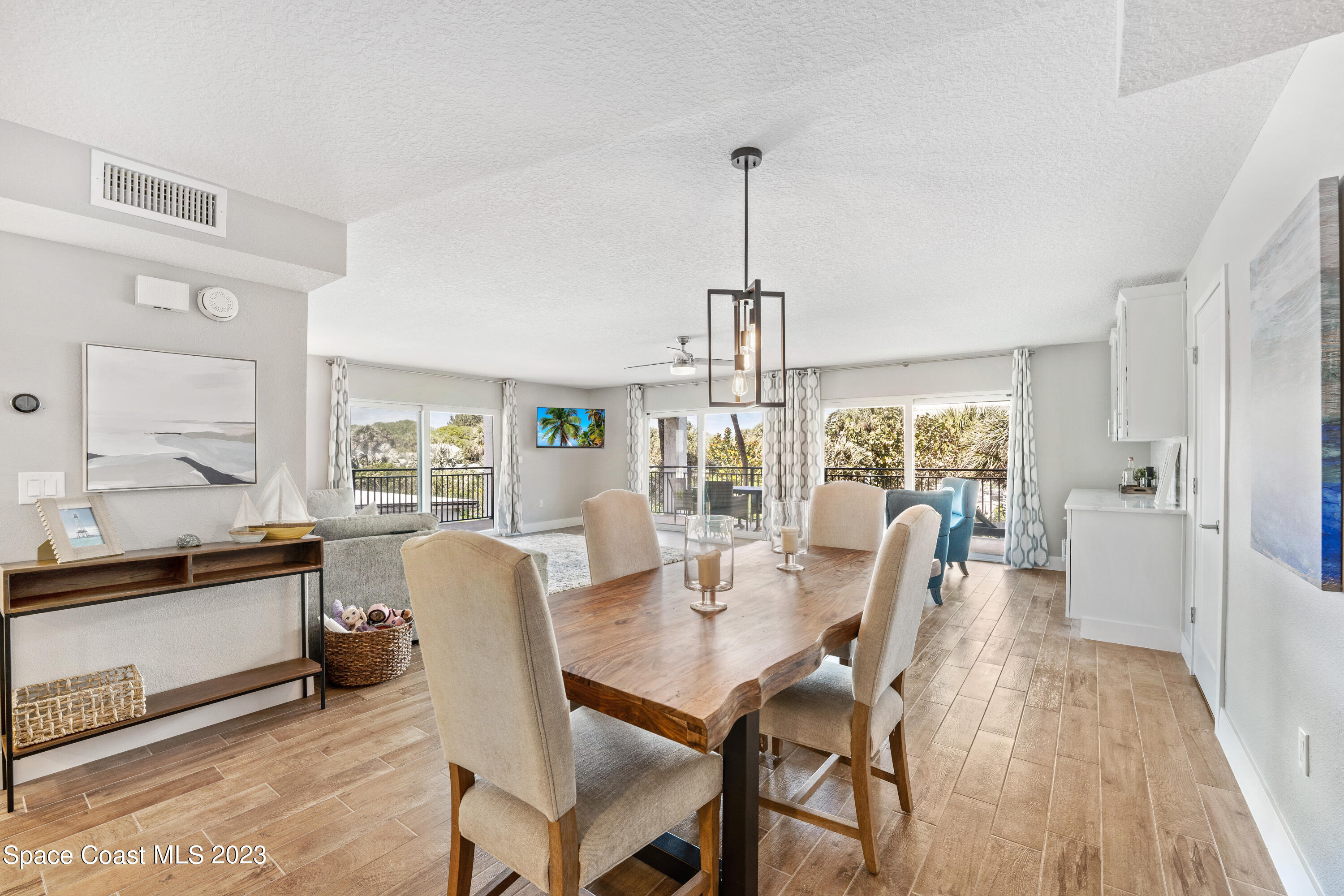 650 N Atlantic Avenue, 211