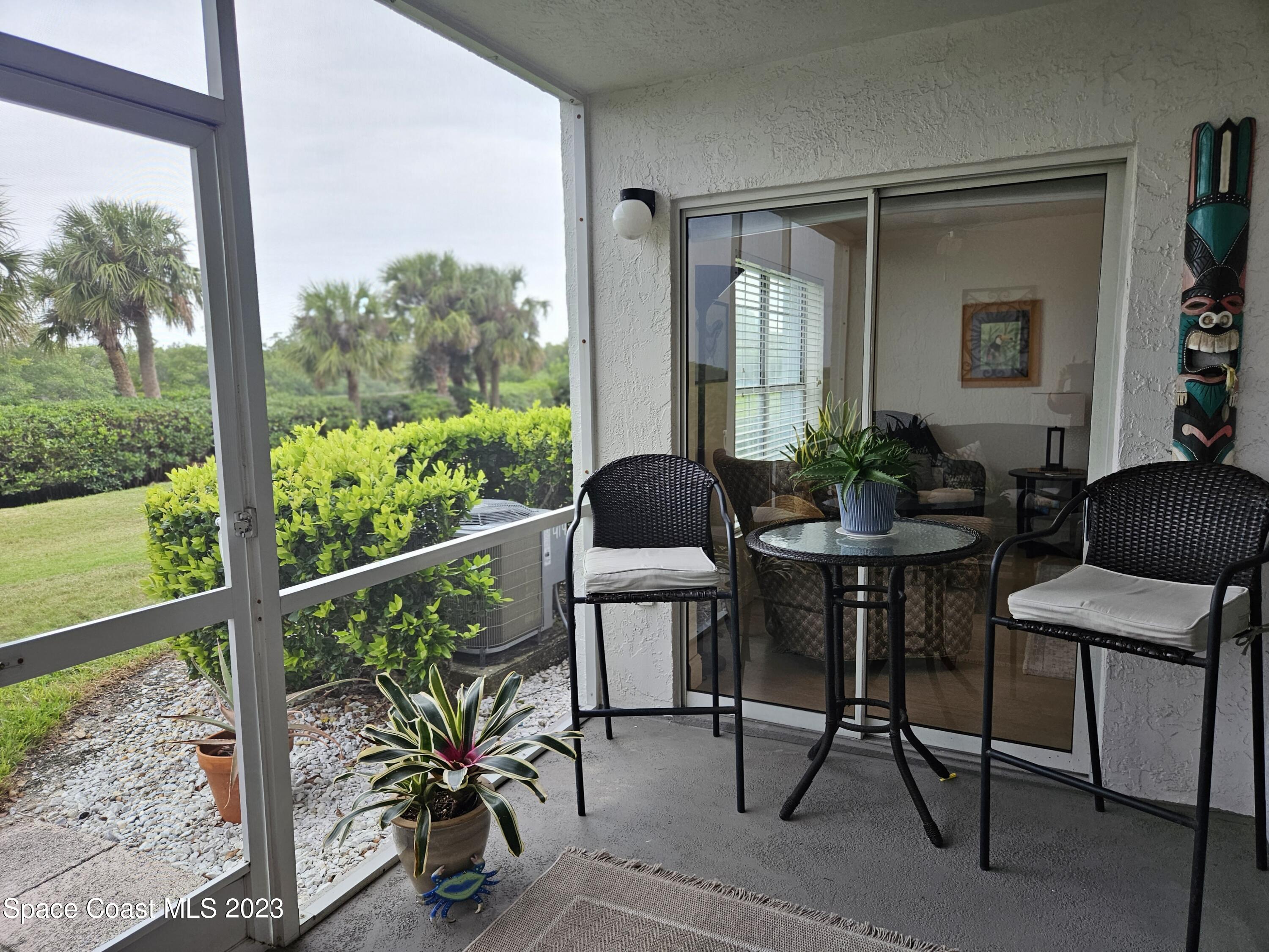 540 S Brevard Avenue, 414