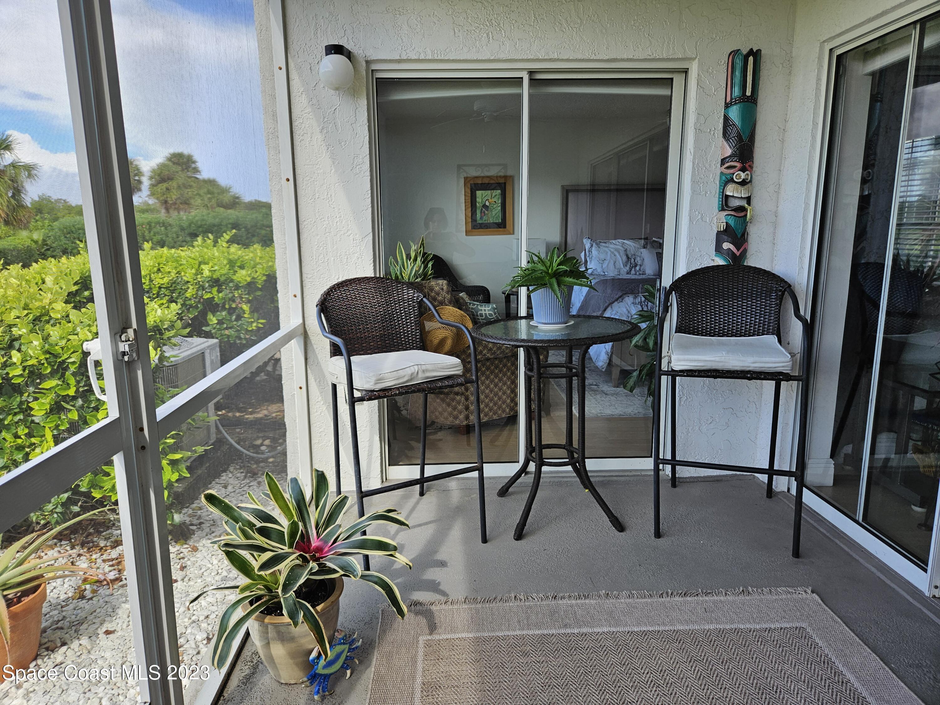 540 S Brevard Avenue, 414