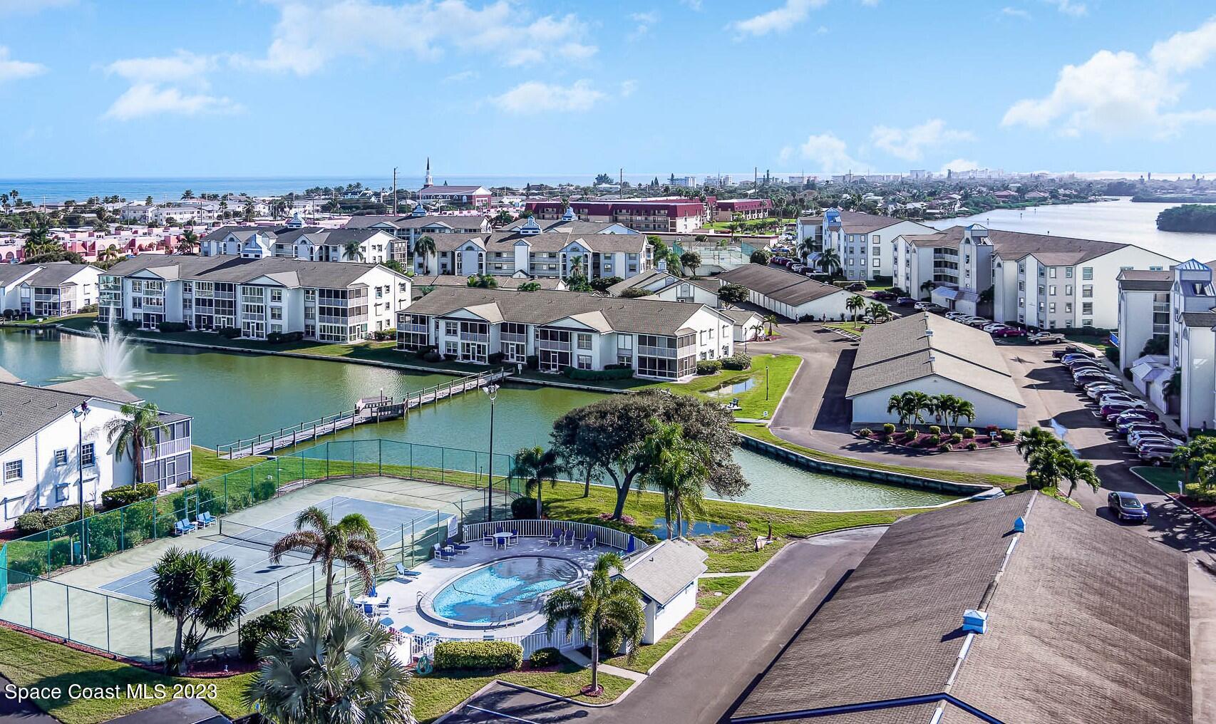 540 S Brevard Avenue, 414