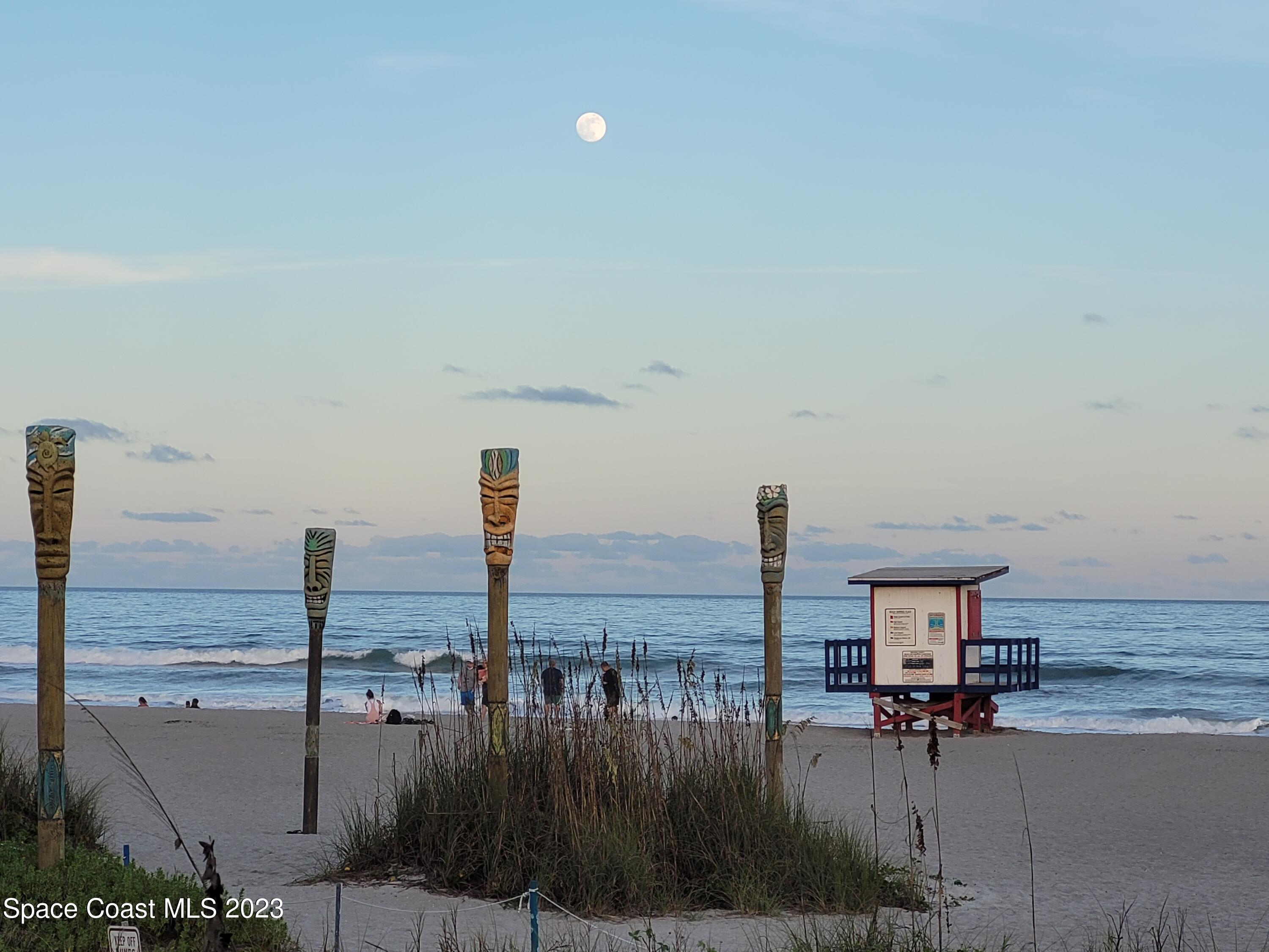 540 S Brevard Avenue, 414