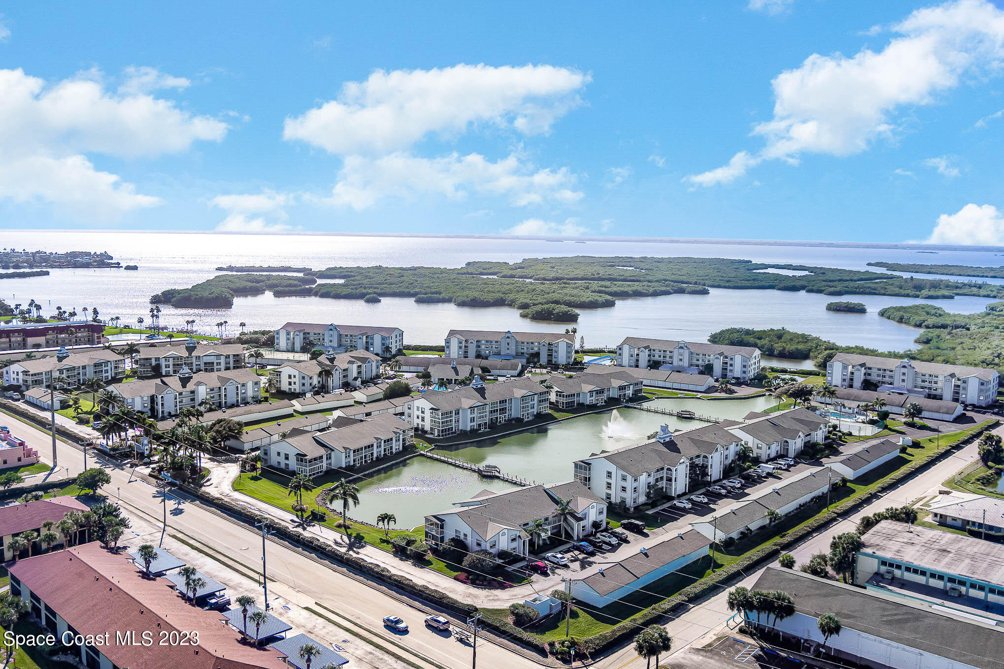 540 S Brevard Avenue, 414