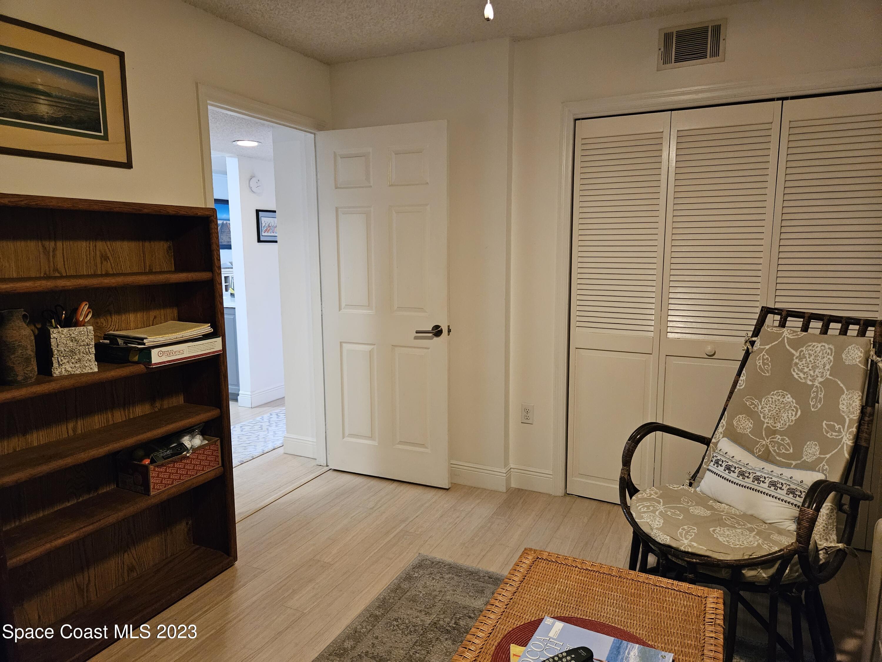 540 S Brevard Avenue, 414