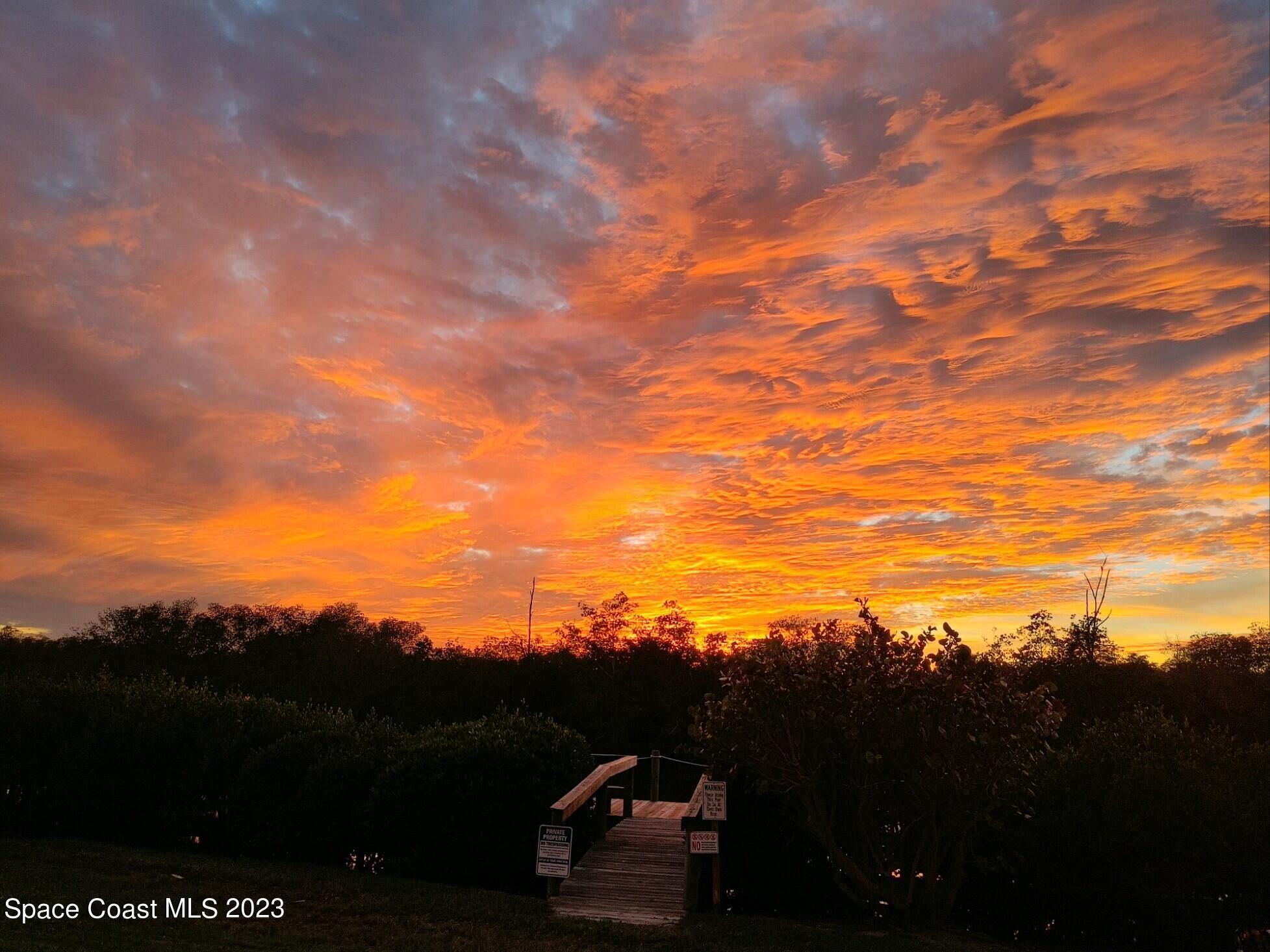 540 S Brevard Avenue, 414