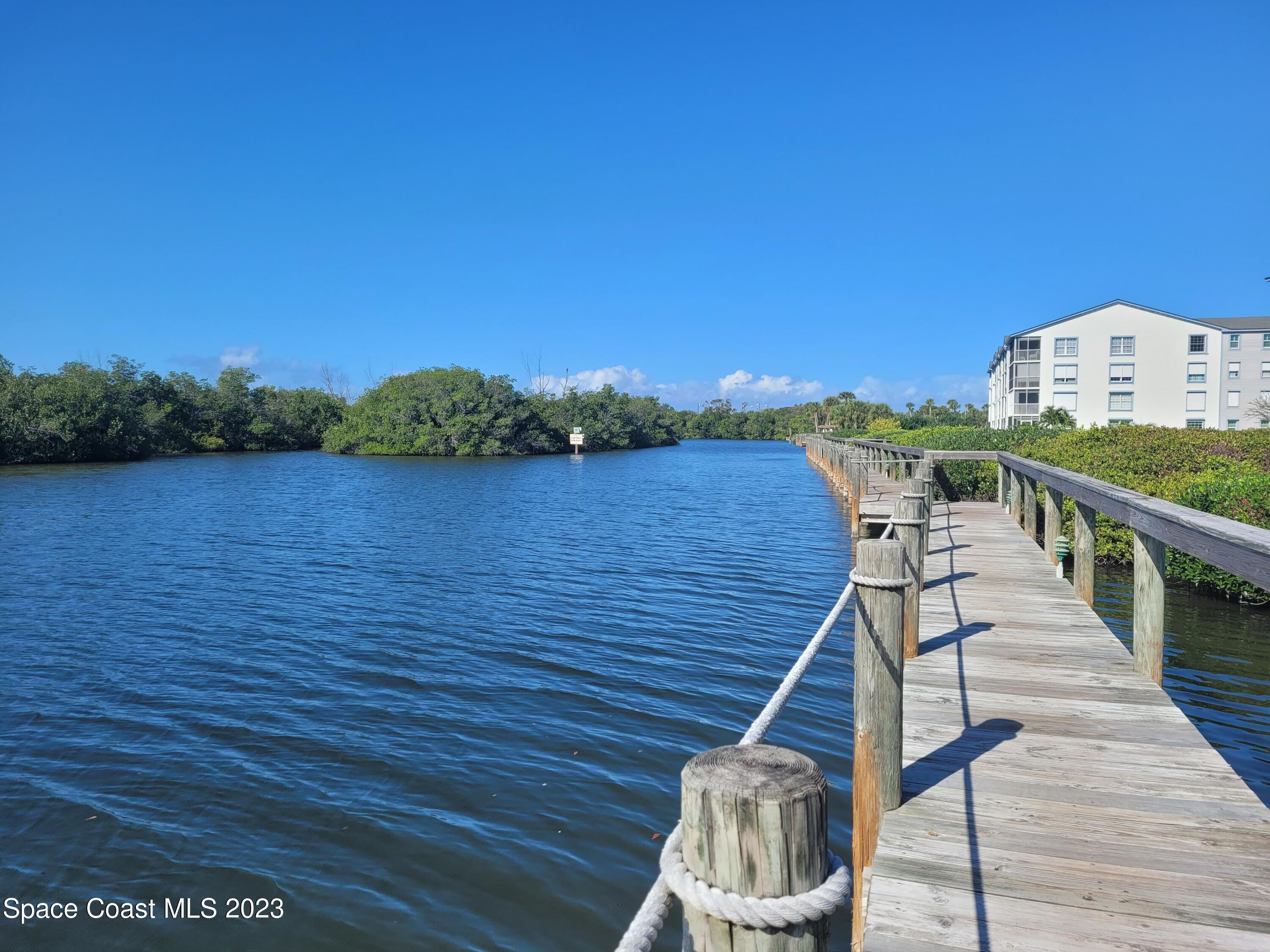 540 S Brevard Avenue, 414